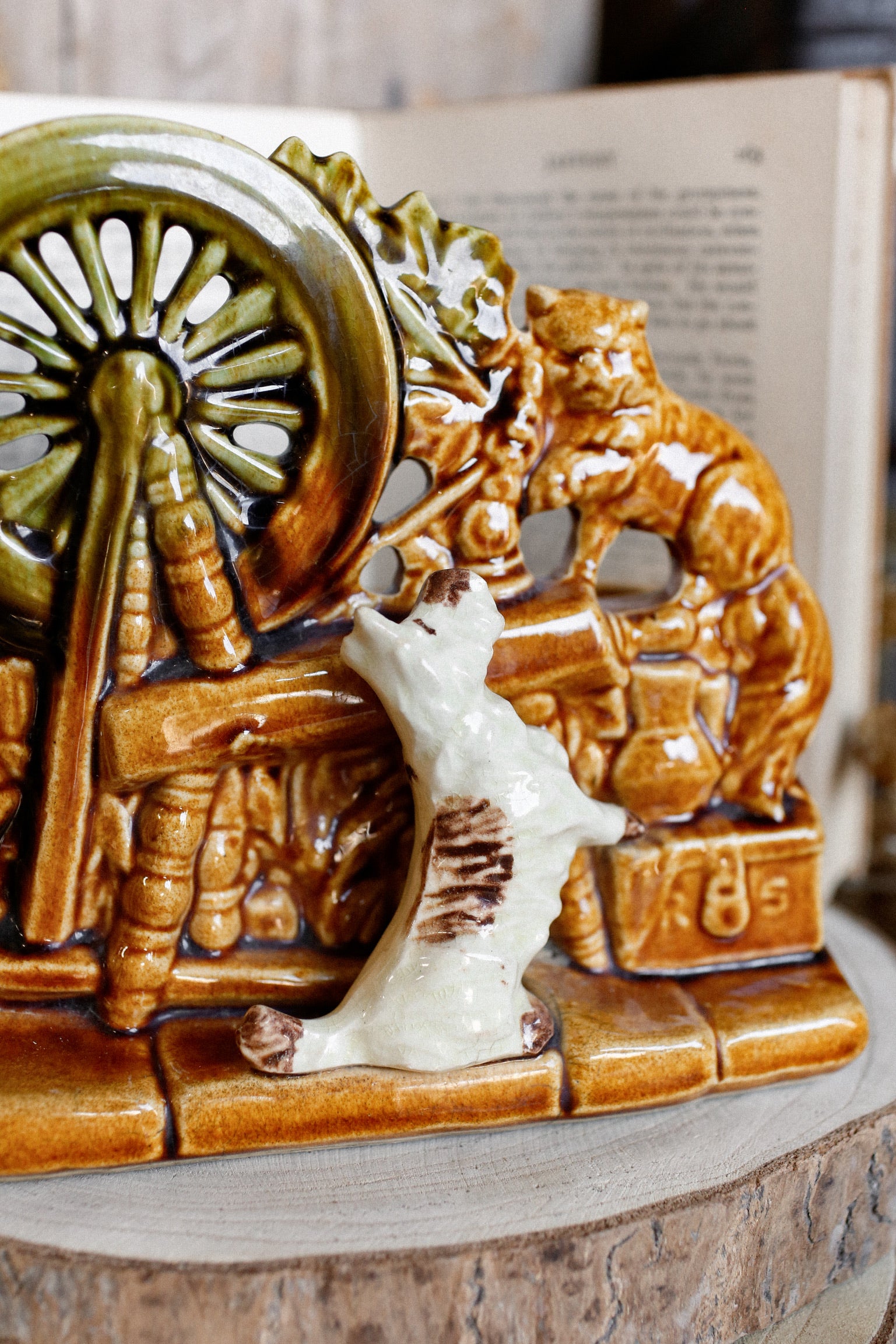 Vintage McCoy Spinning Wheel Planter