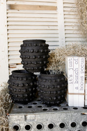 Black Harbor Textured Pot