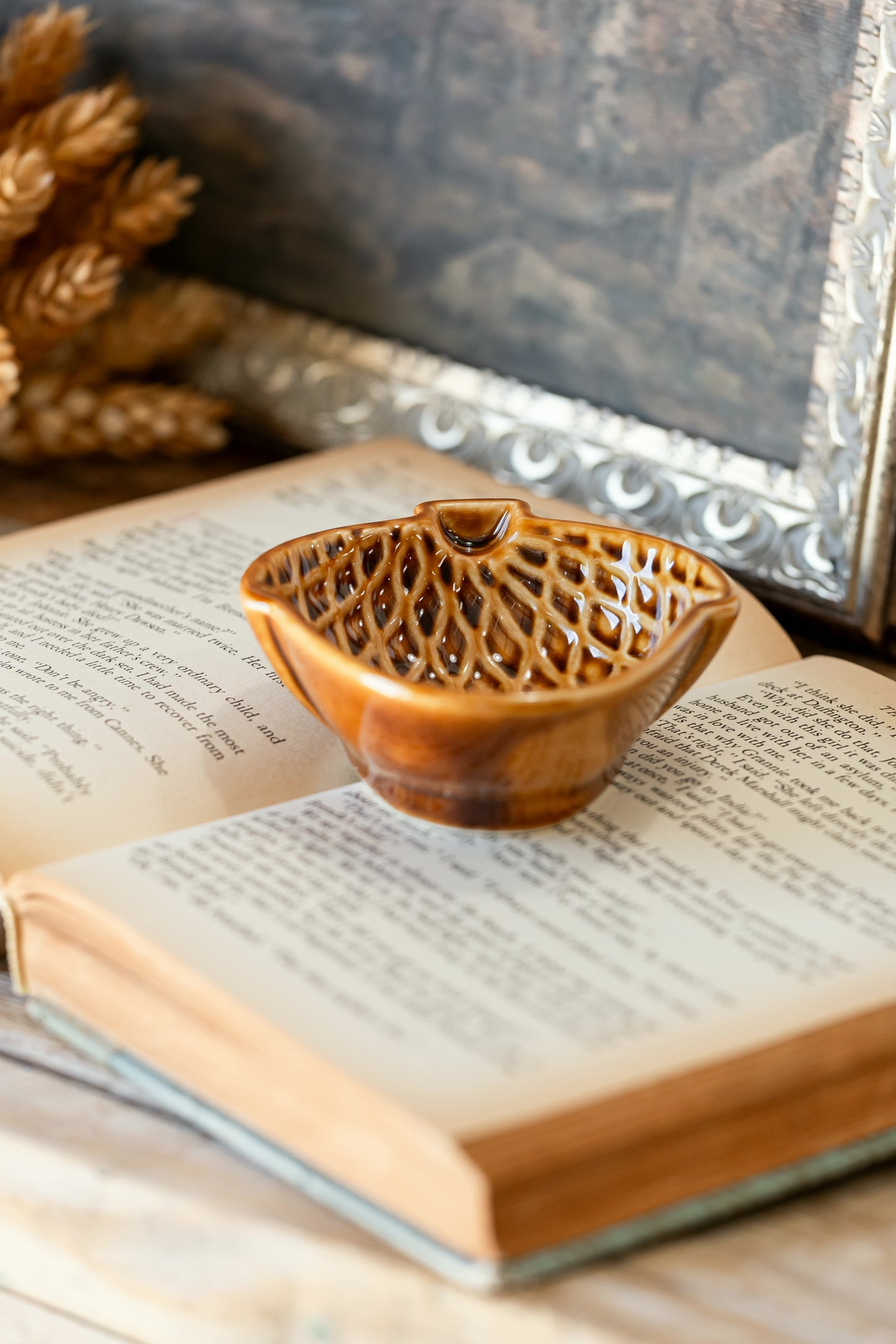 Stoneware Acorn Dish Creative Co-Op
