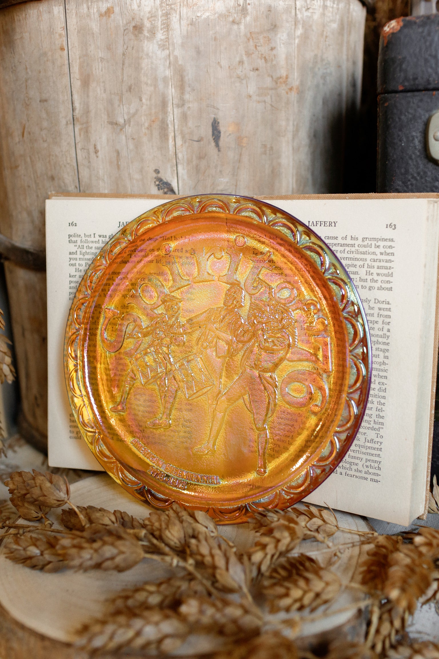 Vintage Carnival Glass Commemorative Place (Spirit of 1776)
