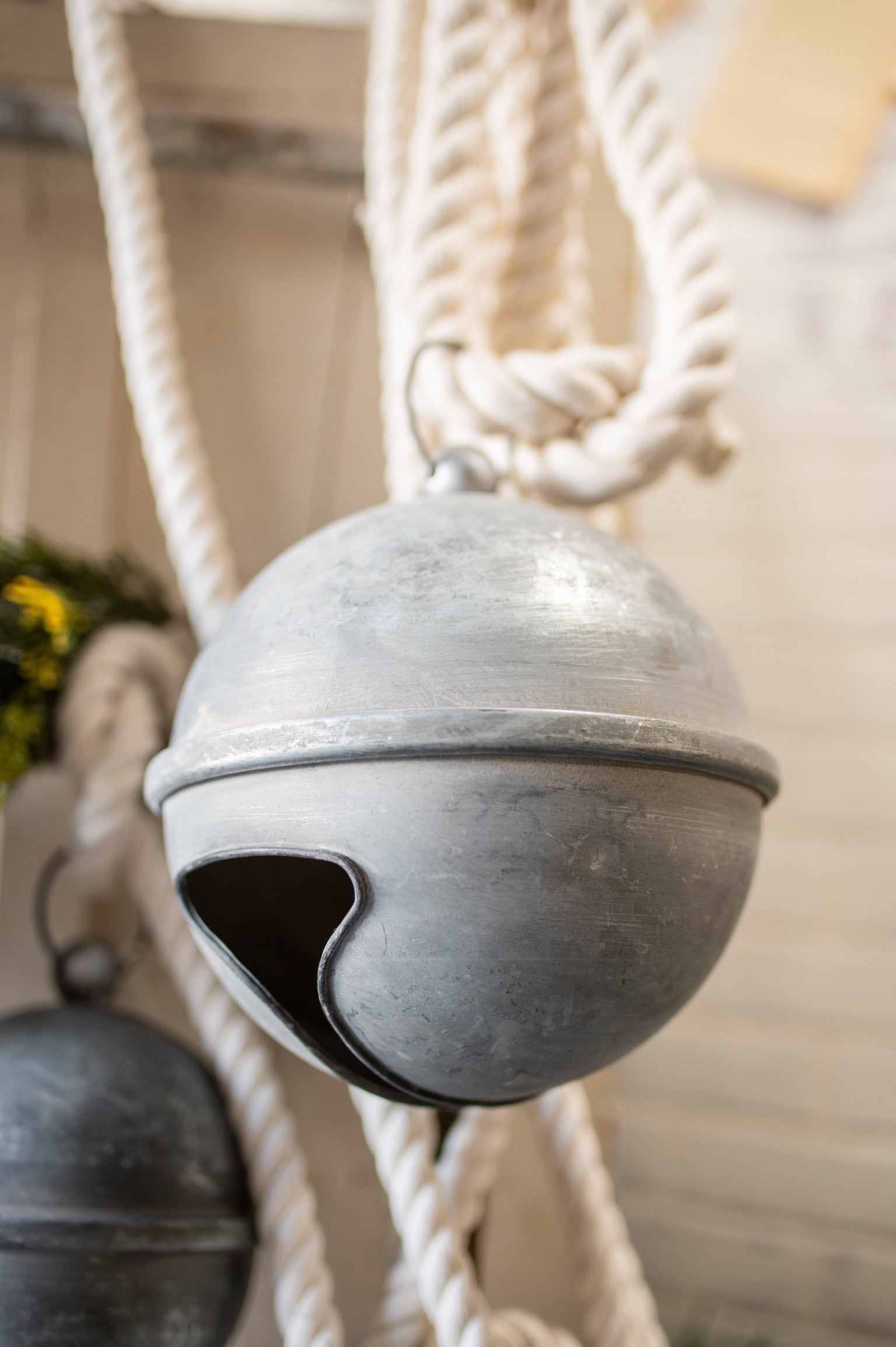 Aged Metal Bell (3 Sizes)