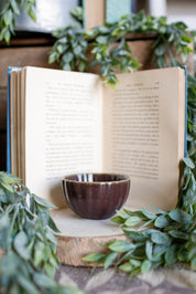 Stoneware Scalloped Bowl