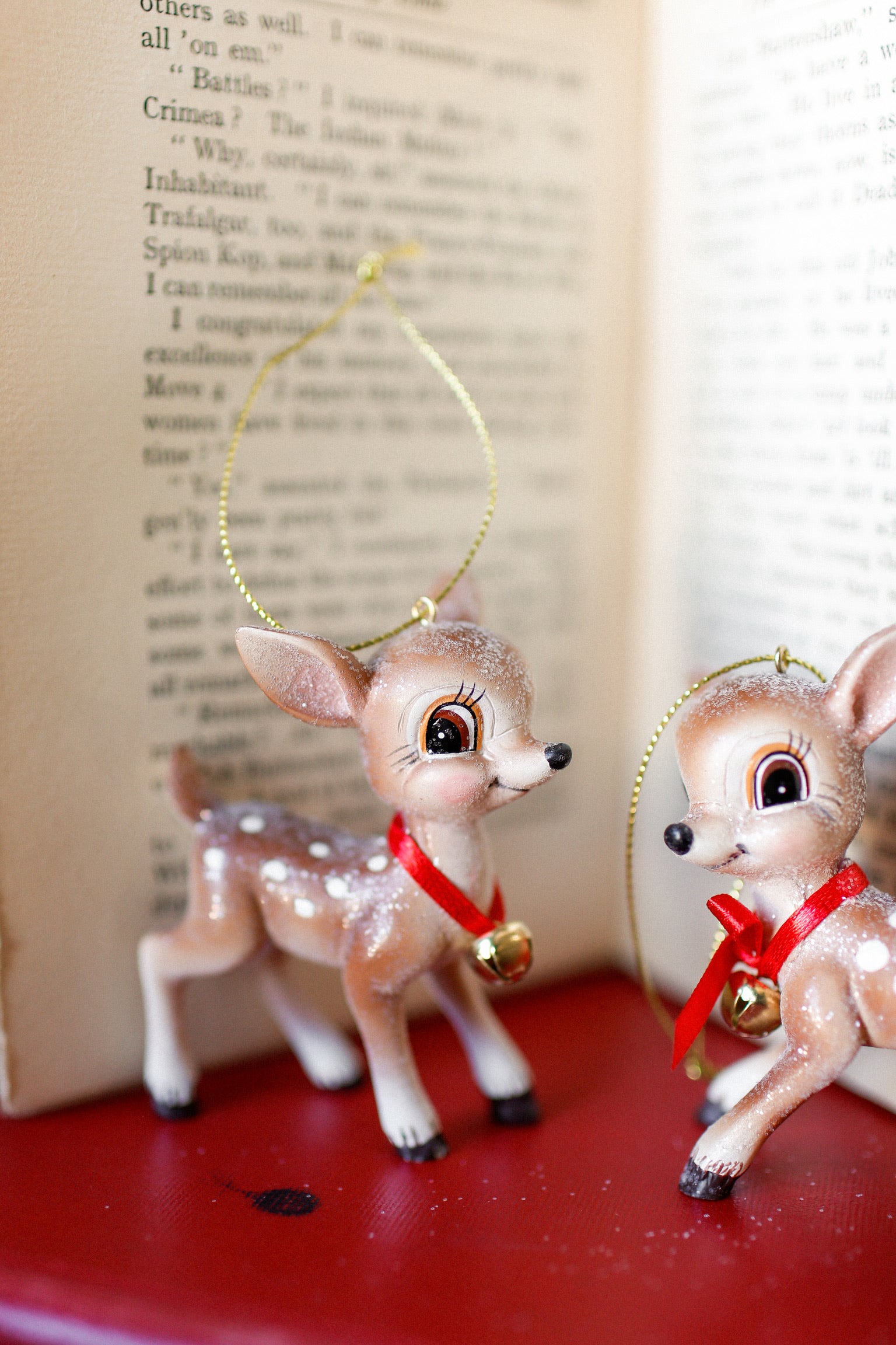 Retro Glitter Deer Ornament