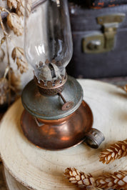 Vintage Ornate Clear Glass Oil Lamp
