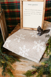 Cottage Snowflake Runner