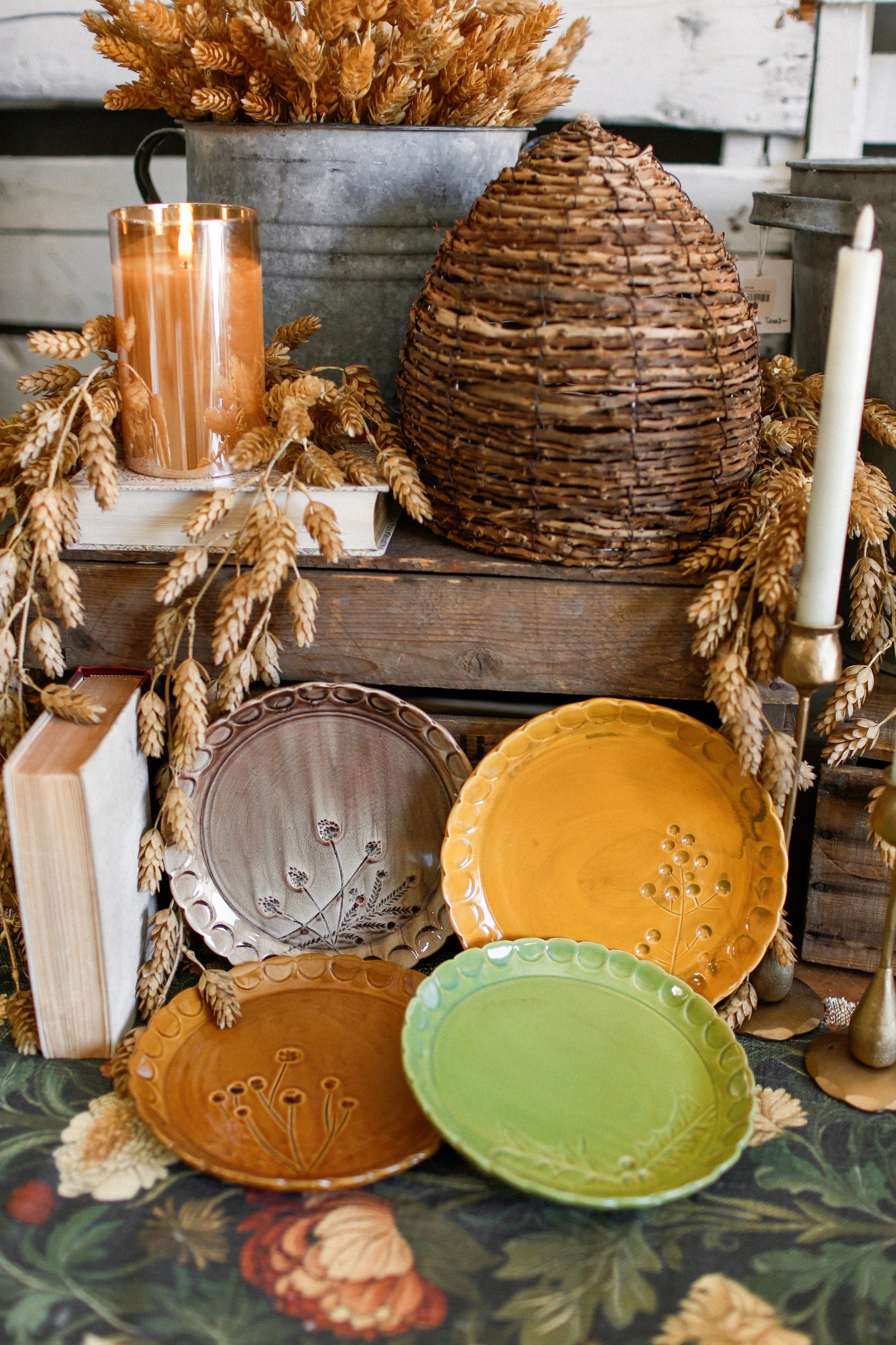 Stoneware Botanical Plate