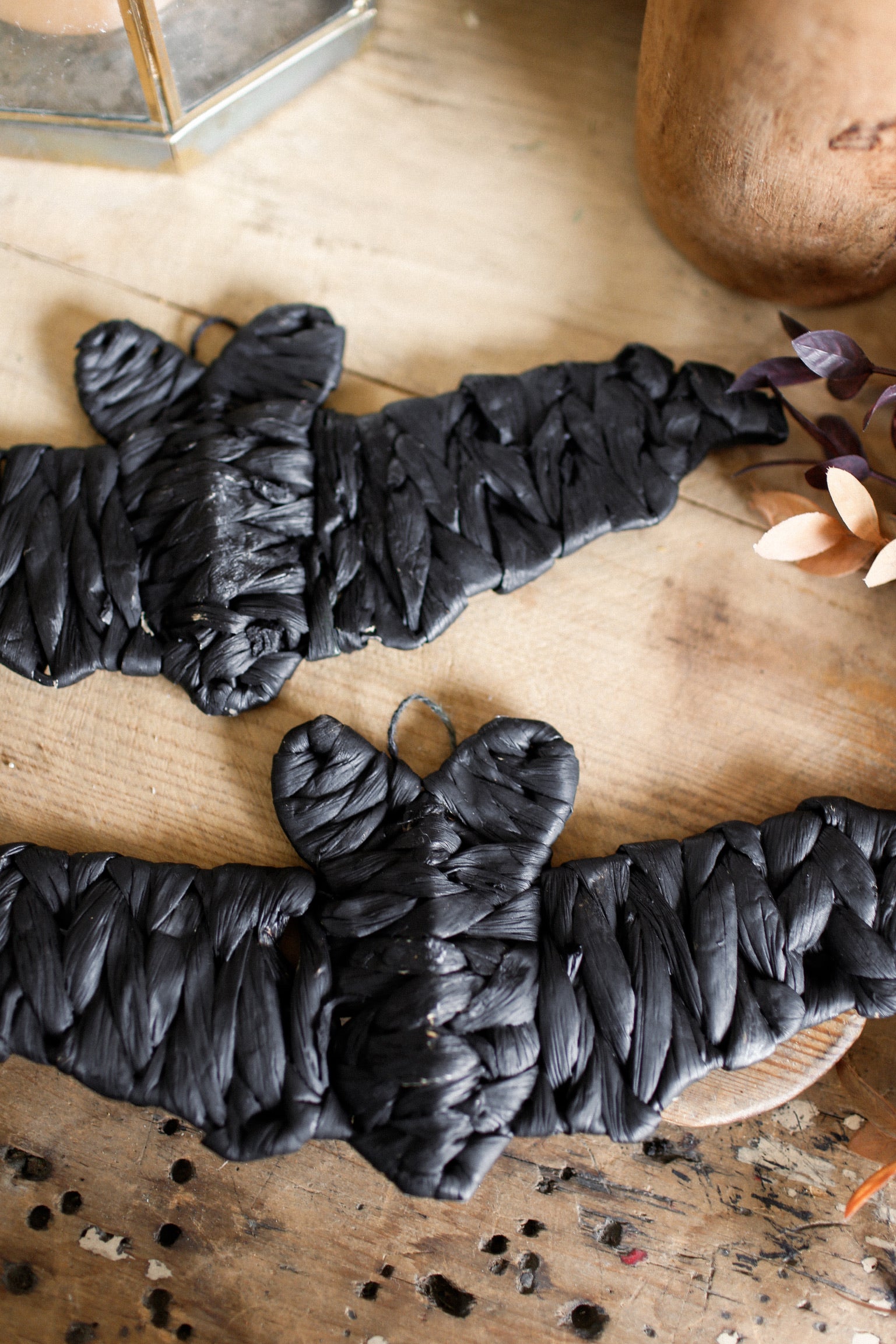 Woven Bat