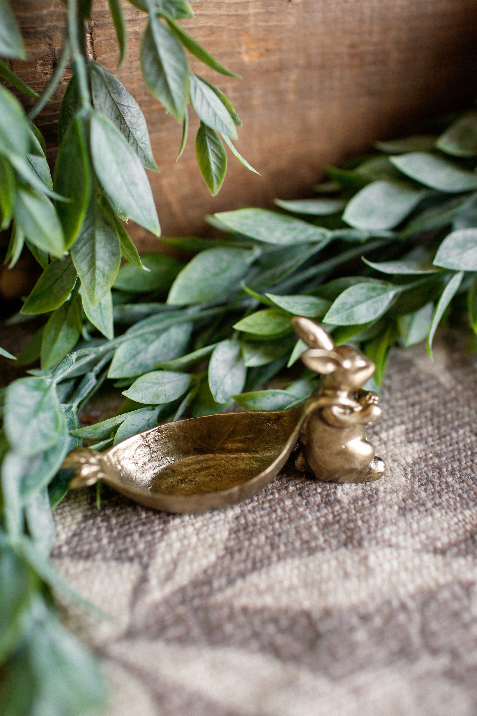 Mini Gilded Bunny & Carrot Bowl