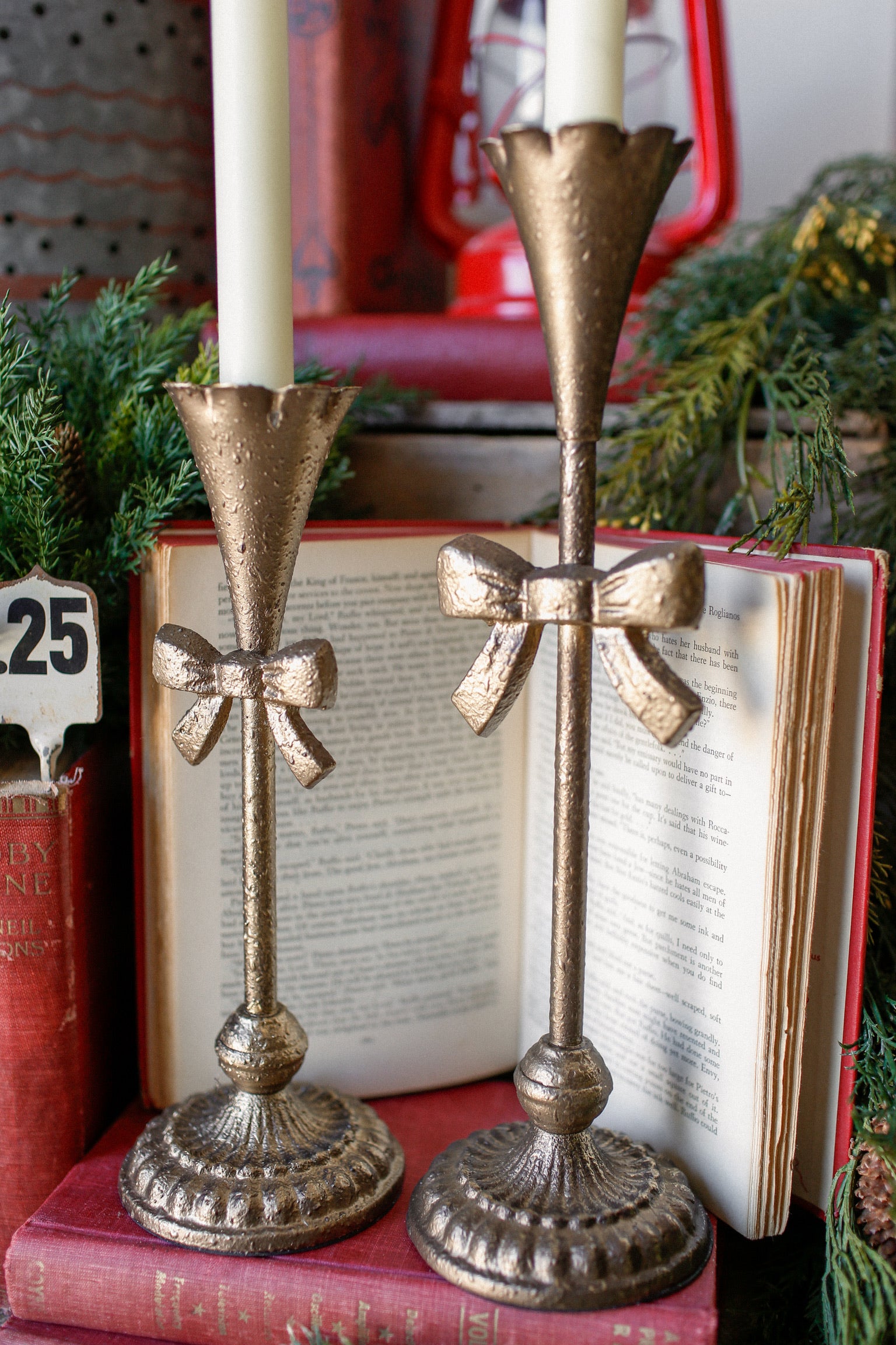 Fluted Bow Candlestick