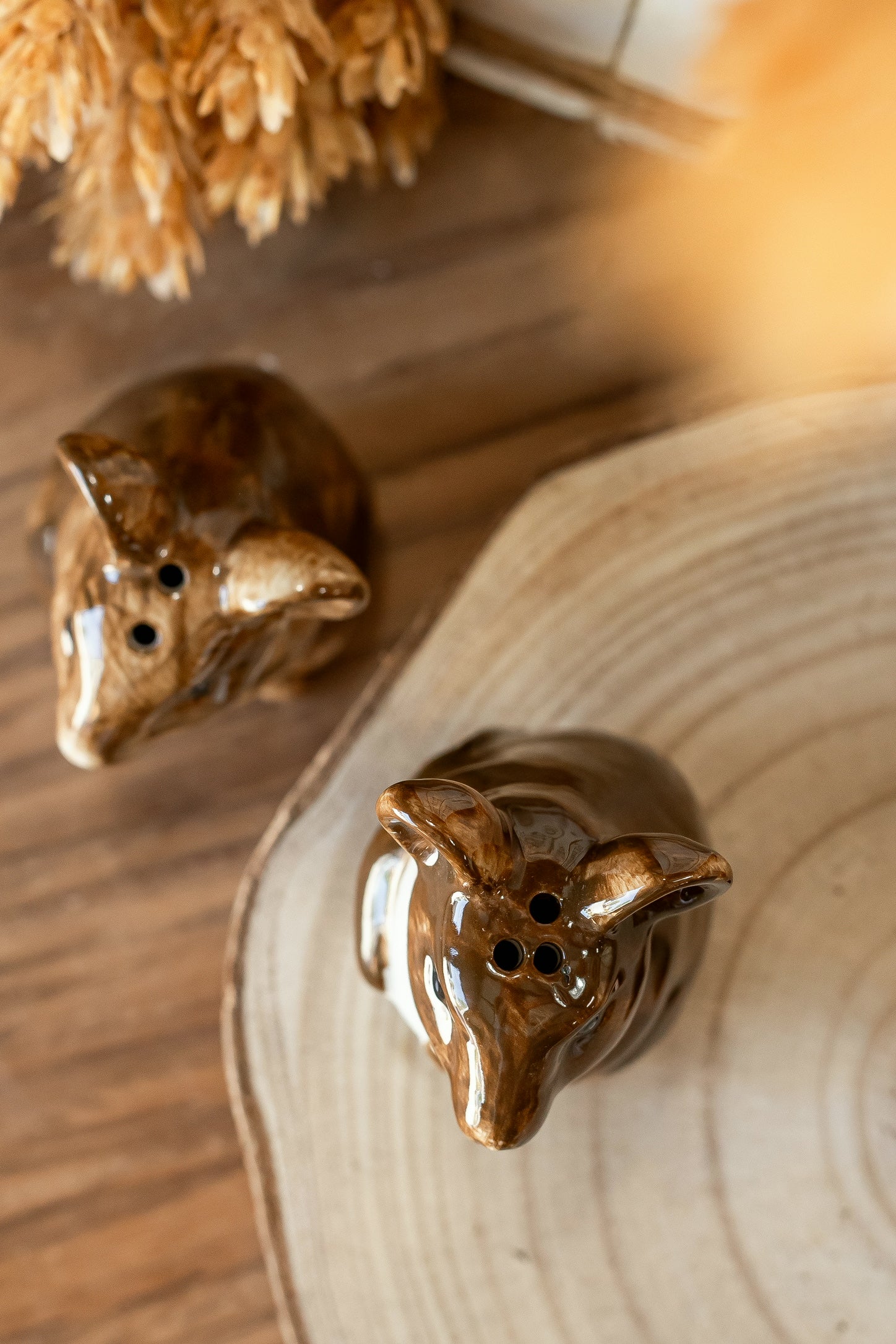 Hand-Painted Stoneware Mouse Salt and Pepper Shakers Creative Co-Op