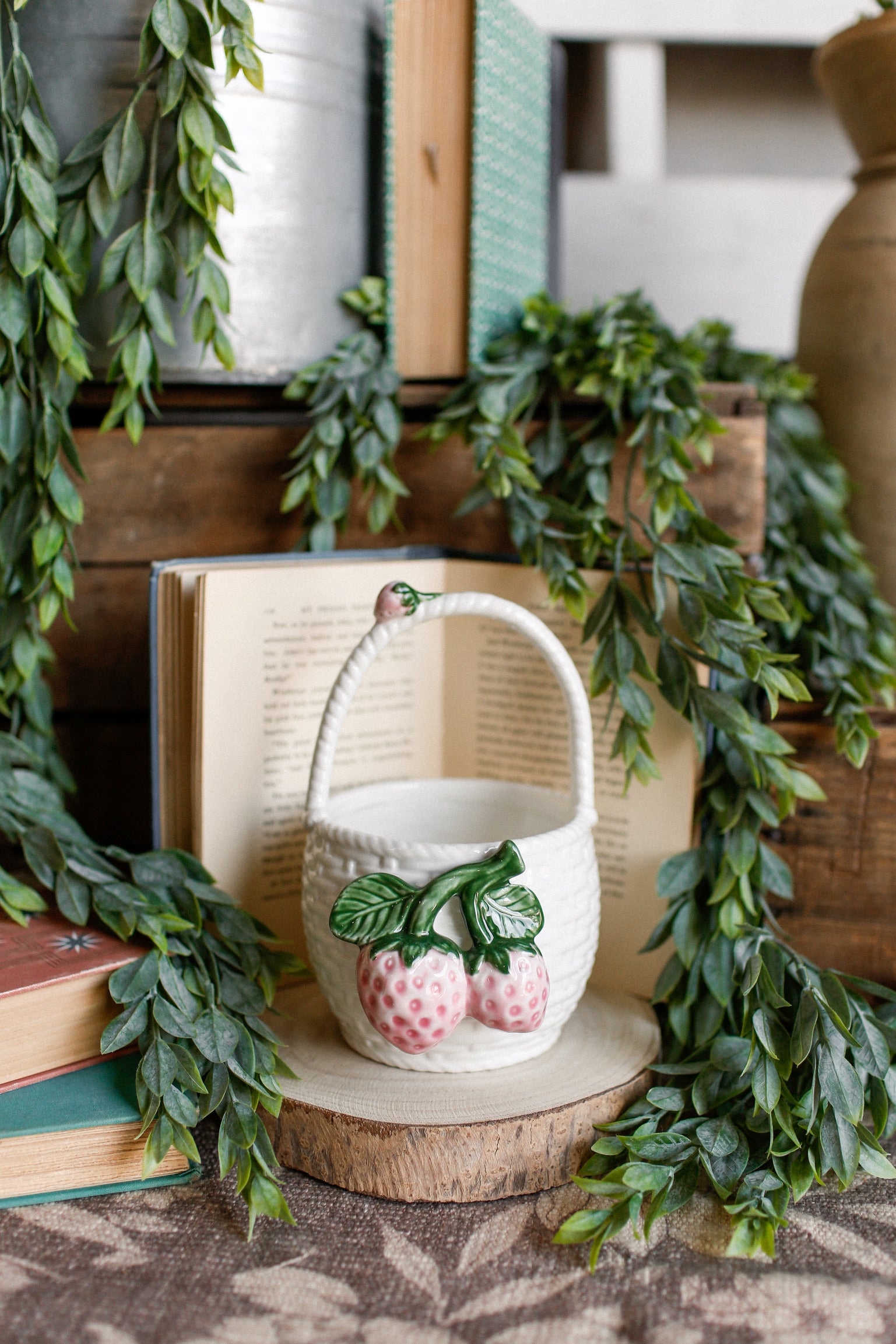 Stoneware Strawberry Basket