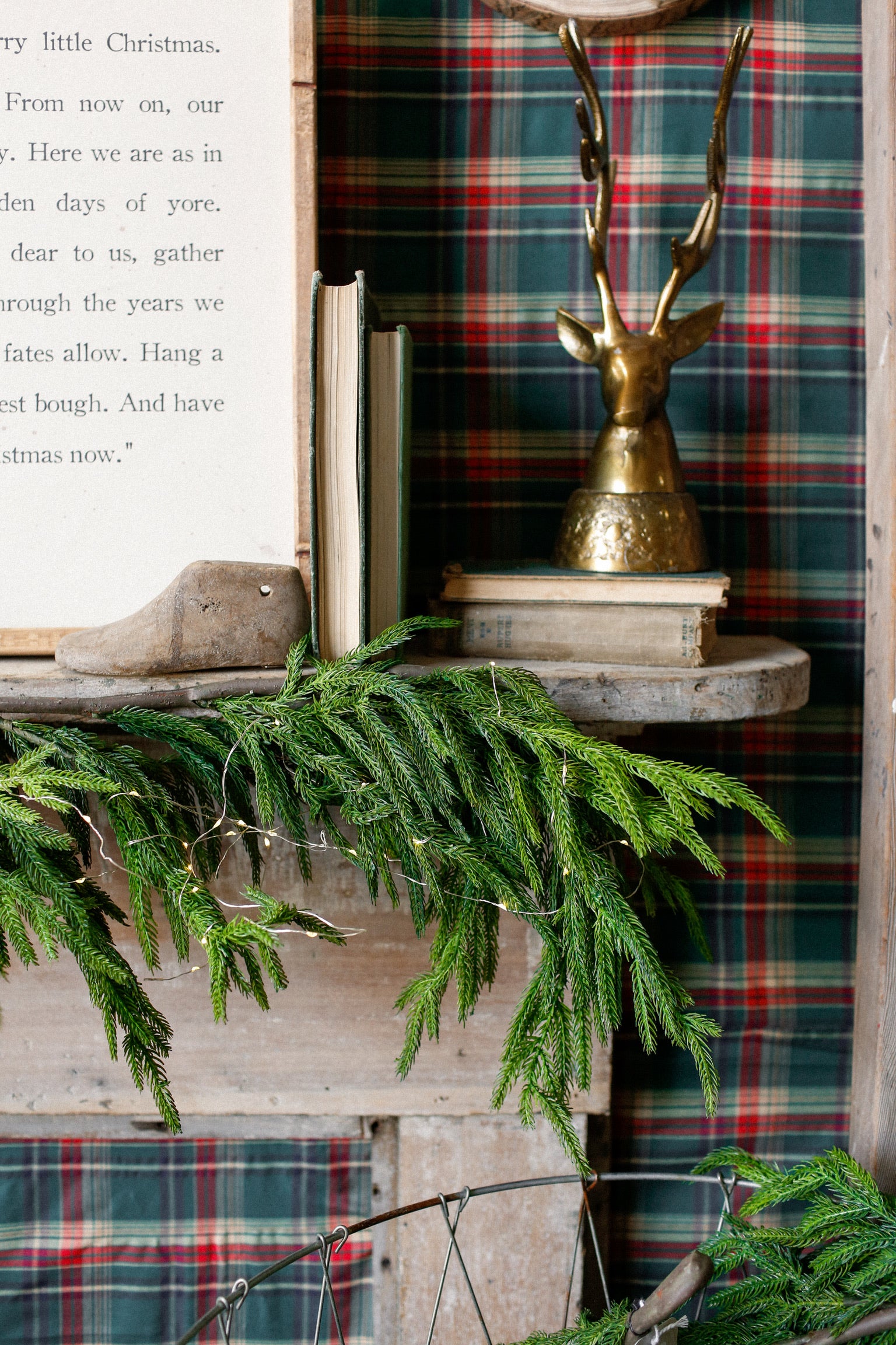 Real Touch Norfolk Garland