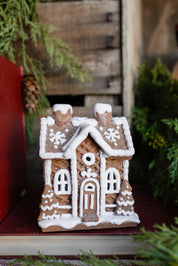 White Lighted Gingerbread House (S)