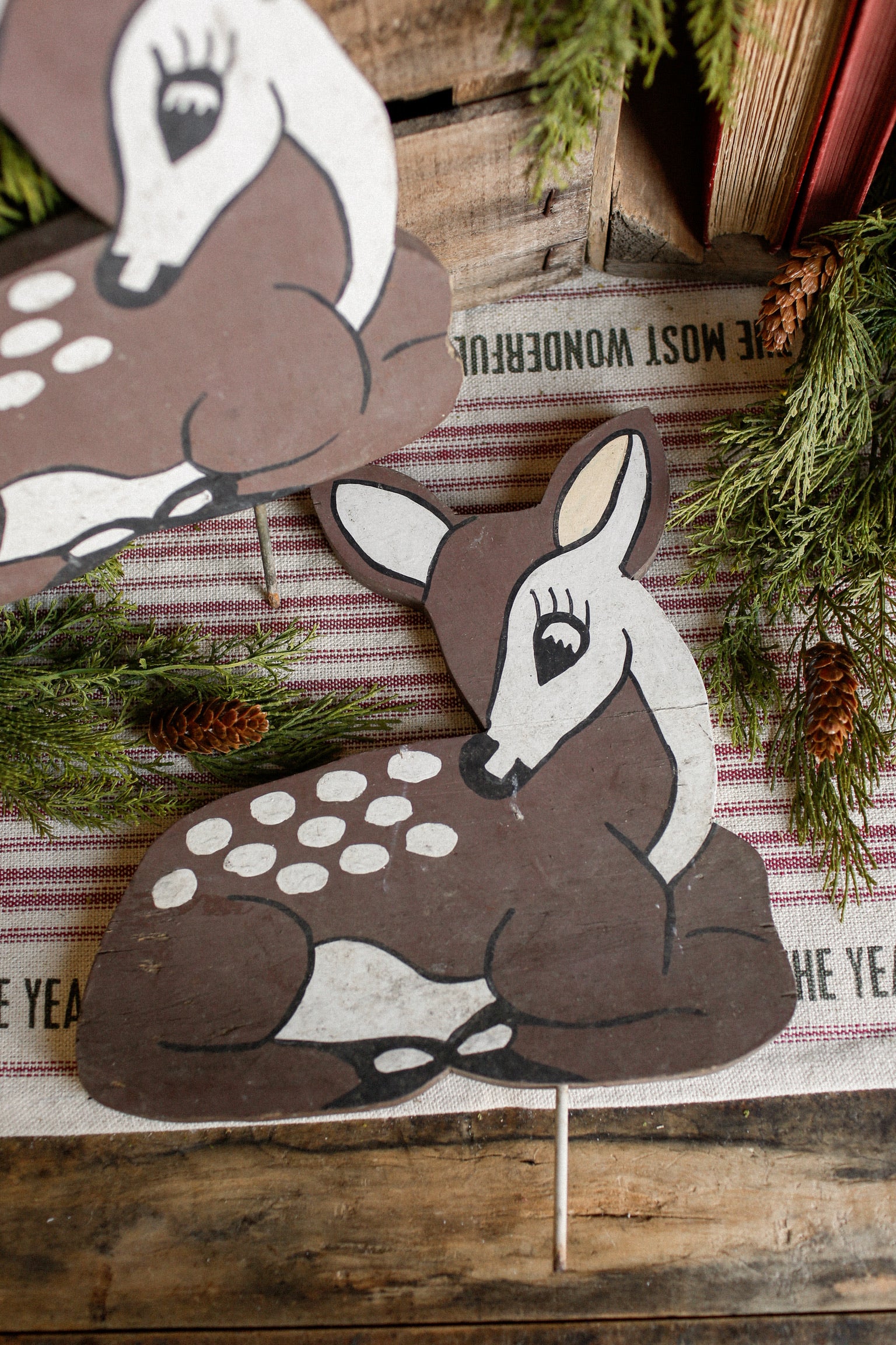 Vintage Retro Wood Deer