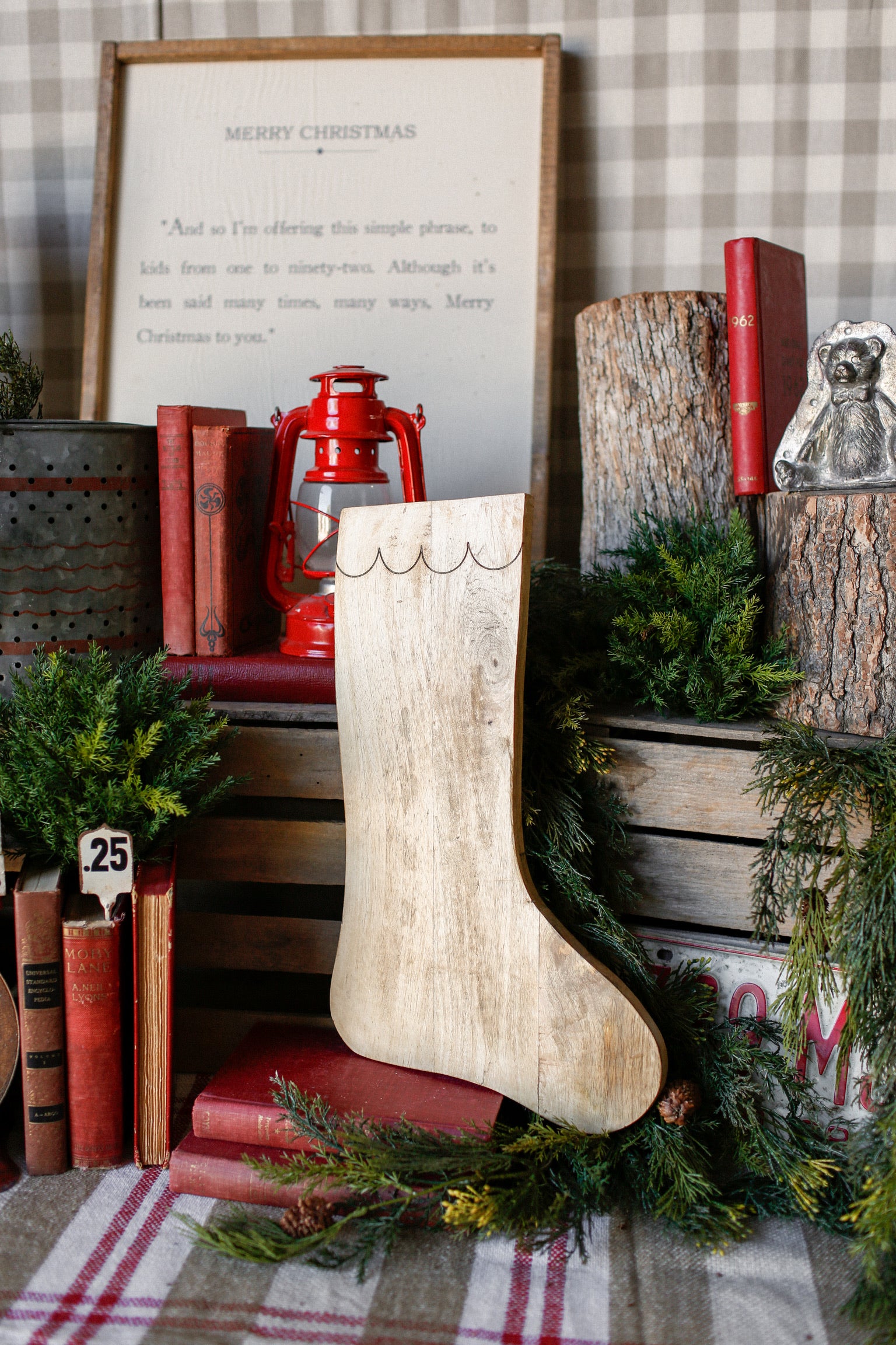 Mango Wood Stocking Cutting Board