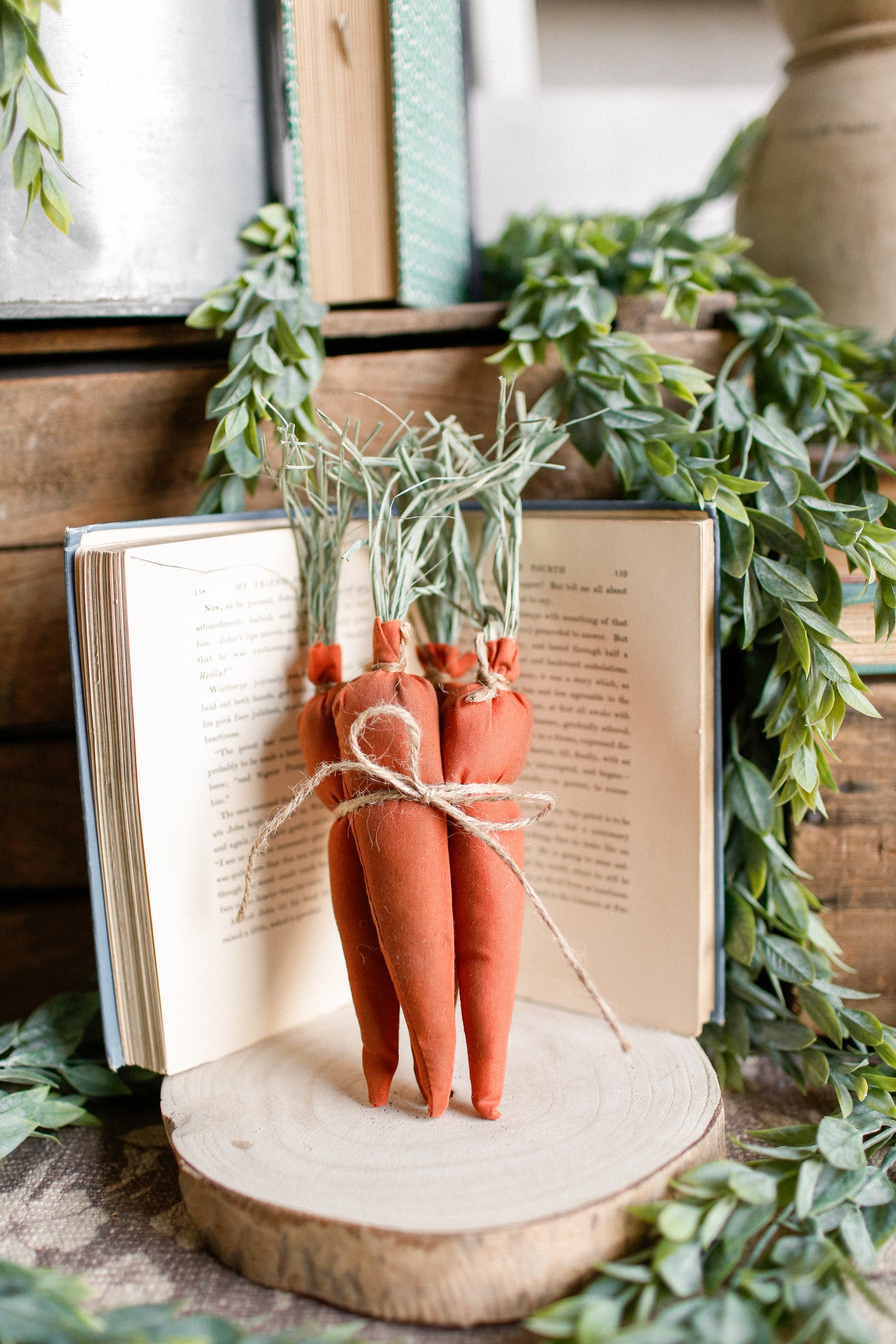 Handmade Primitive Grass Carrot Bundle