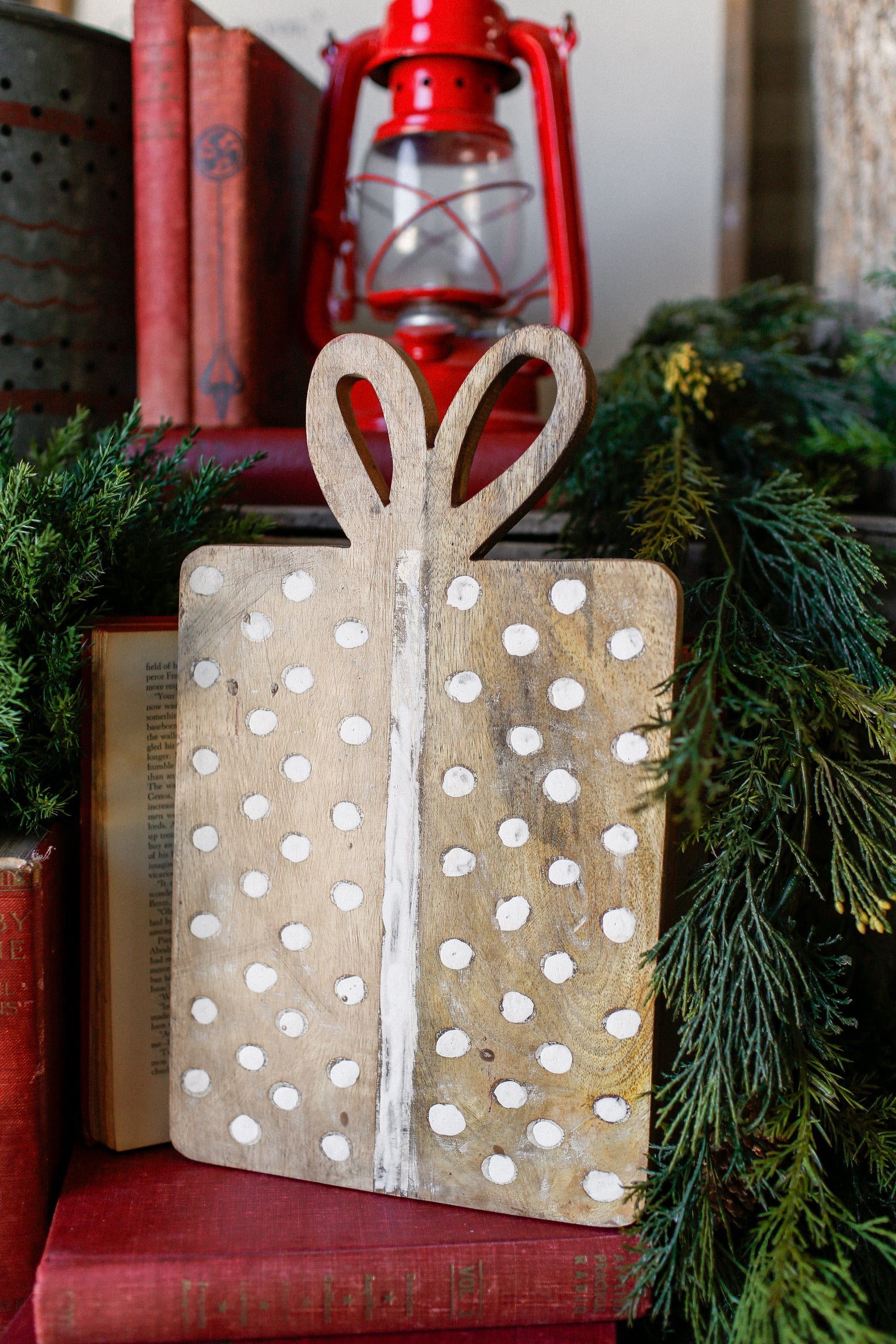 Mango Wood Gift Cutting Board