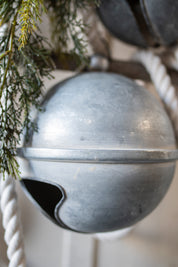 Aged Metal Bell (3 Sizes)