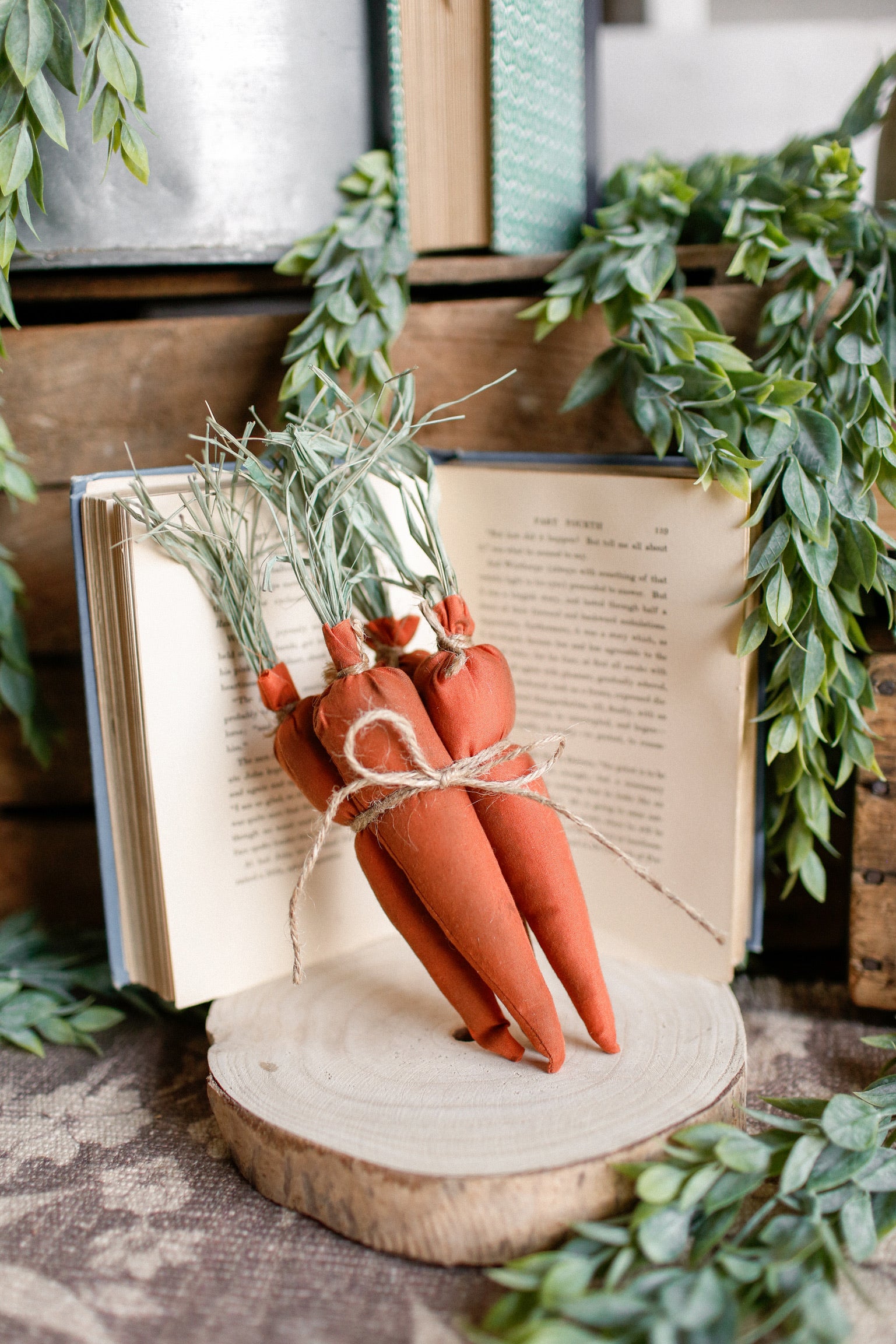 Handmade Primitive Grass Carrot Bundle