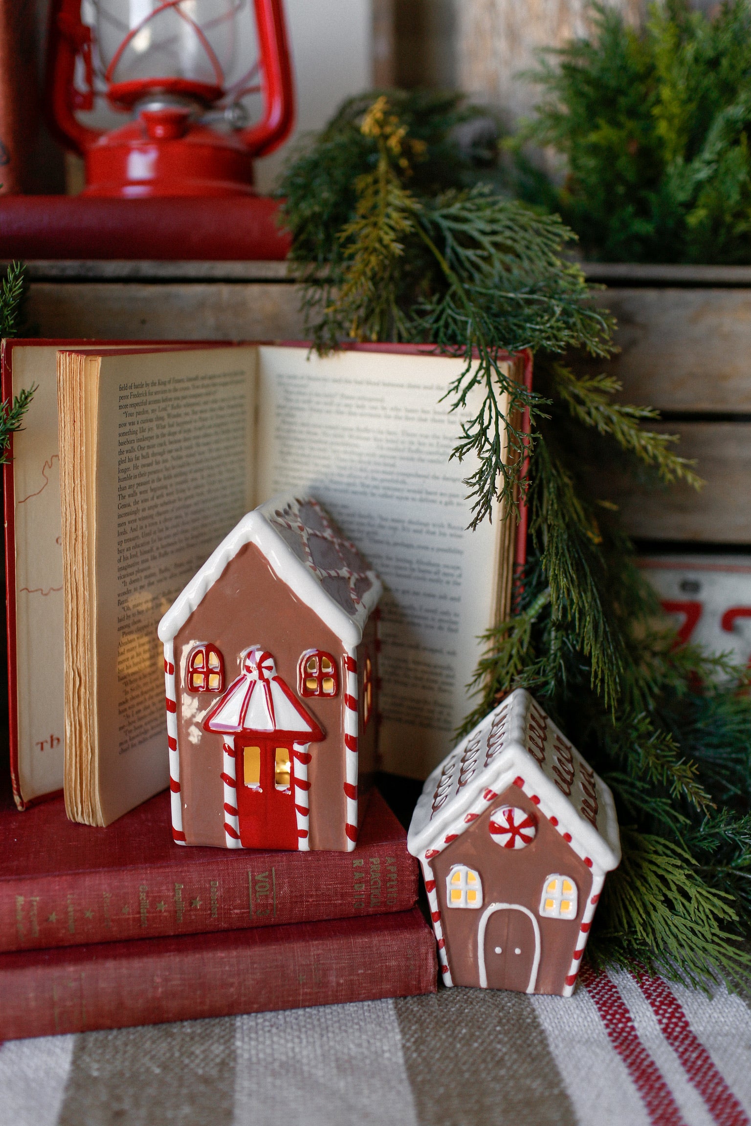 Ceramic Lighted Gingerbread House
