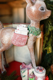 Jumbo Retro Present Delivery Glitter Deer