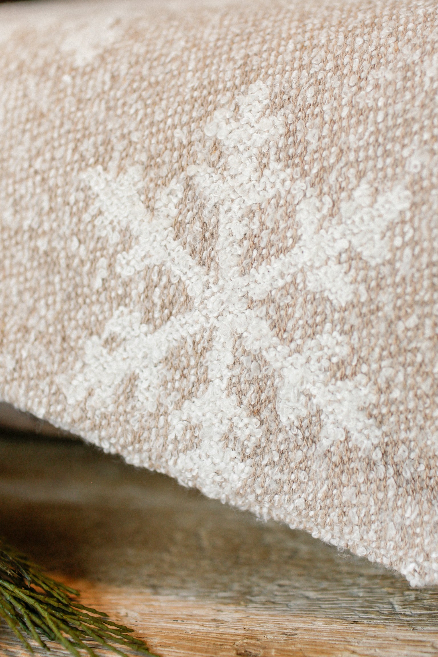 Cottage Snowflake Runner