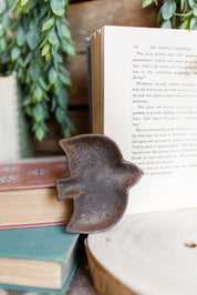 Stoneware Flora & Fauna Dish