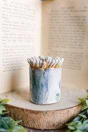 Watercolor Scalloped Trim Match Holder