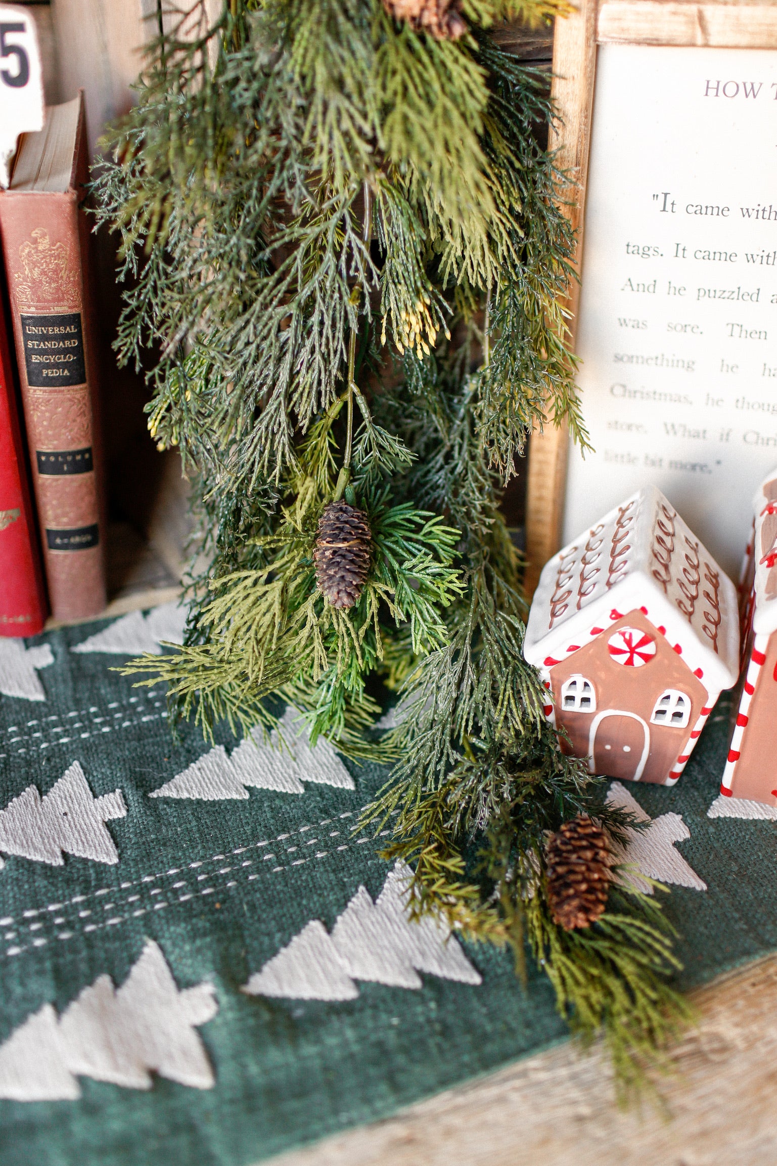 Mixed Cedar Hanging Stem