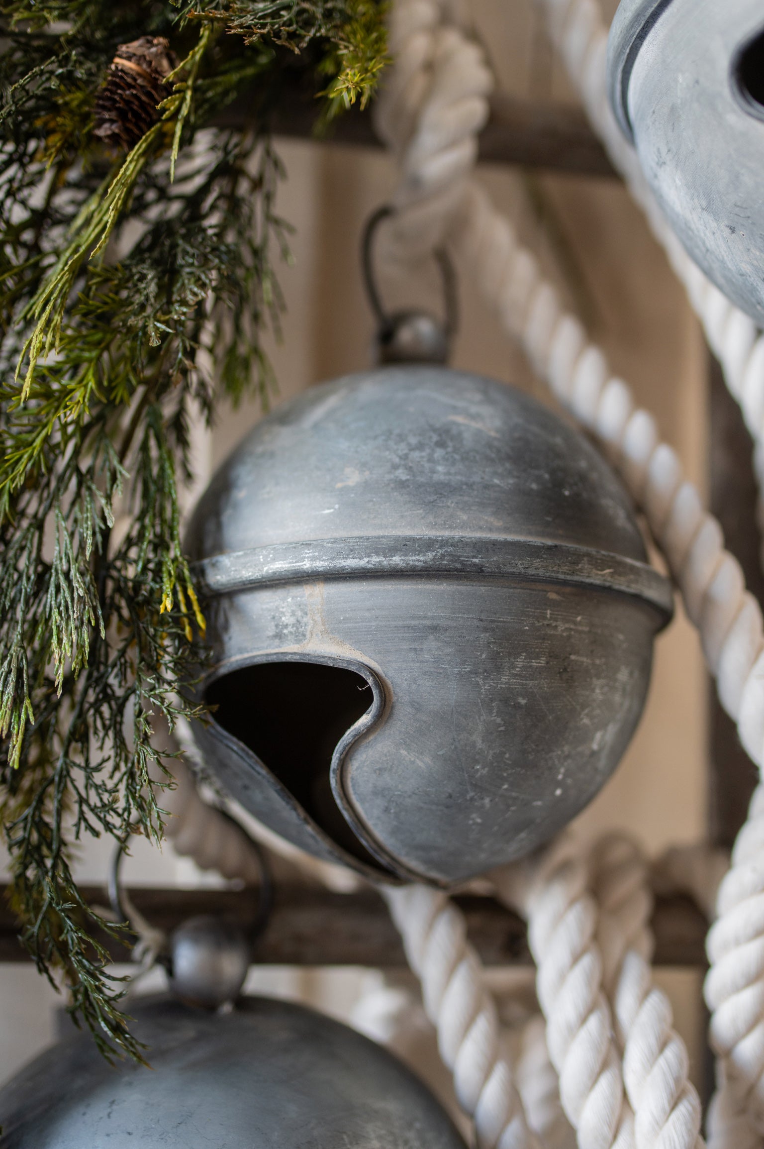 Aged Metal Bell (3 Sizes)