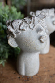 Kissing Neck Planter