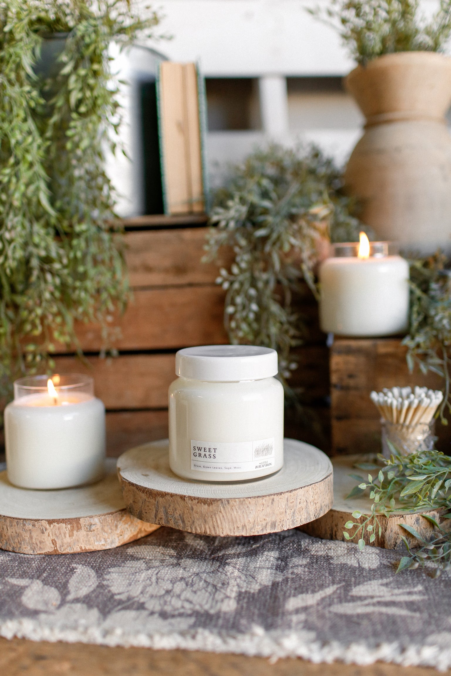 Apothecary Candle-Sweet Grass