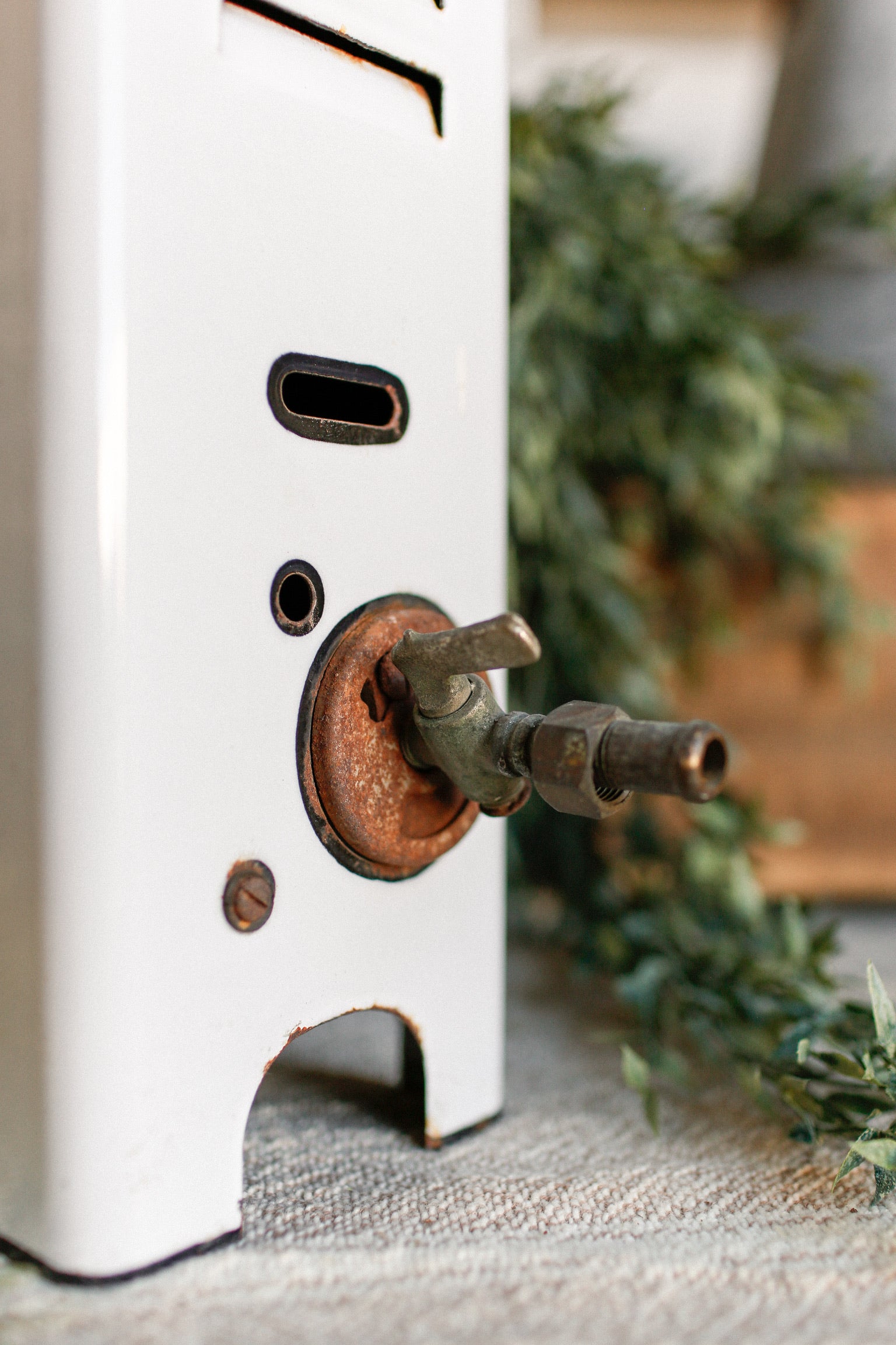 Vintage White Heater