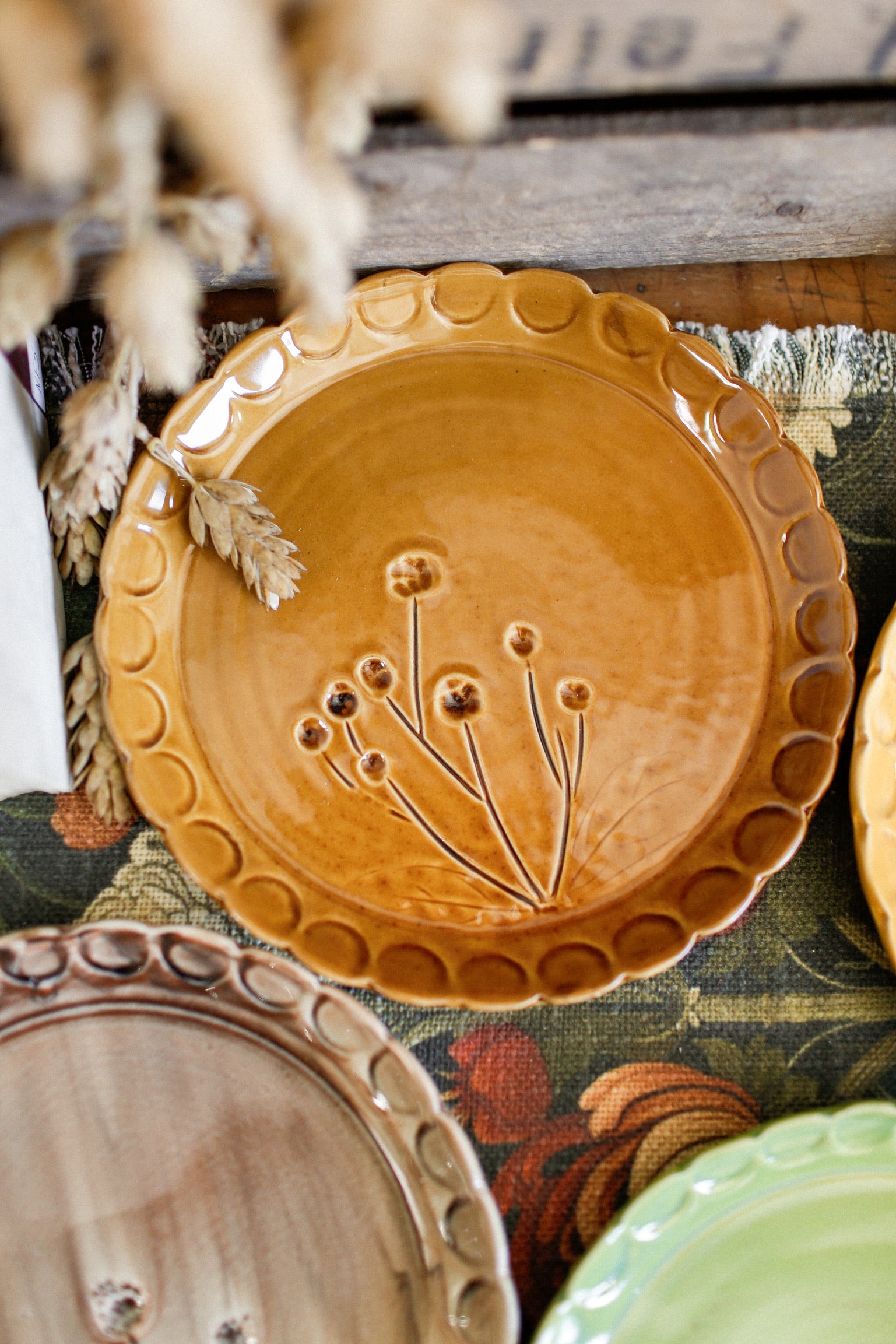 Stoneware Botanical Plate