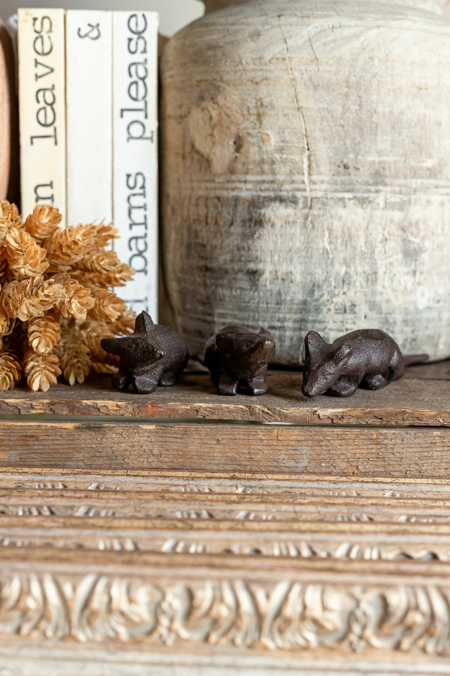 Cast Iron Mouse Creative Co-Op