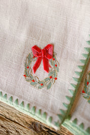 Embroidered Wreath Napkins