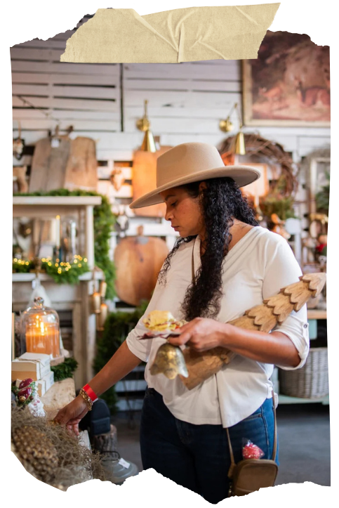 Burlap_Barn_Shop_Customer.png