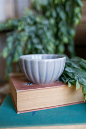 Stoneware Scalloped Bowl