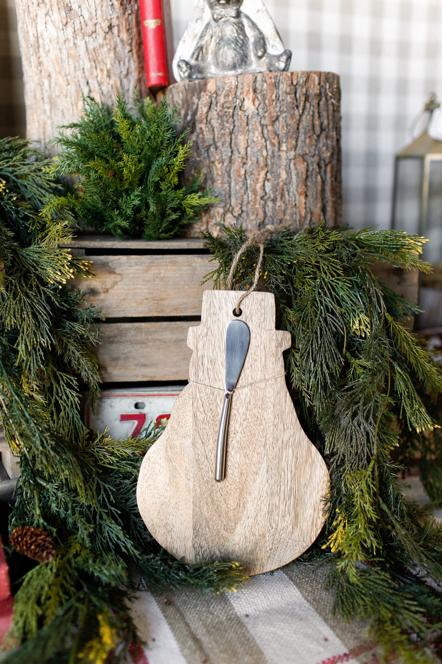 Holiday Board and Knife Set