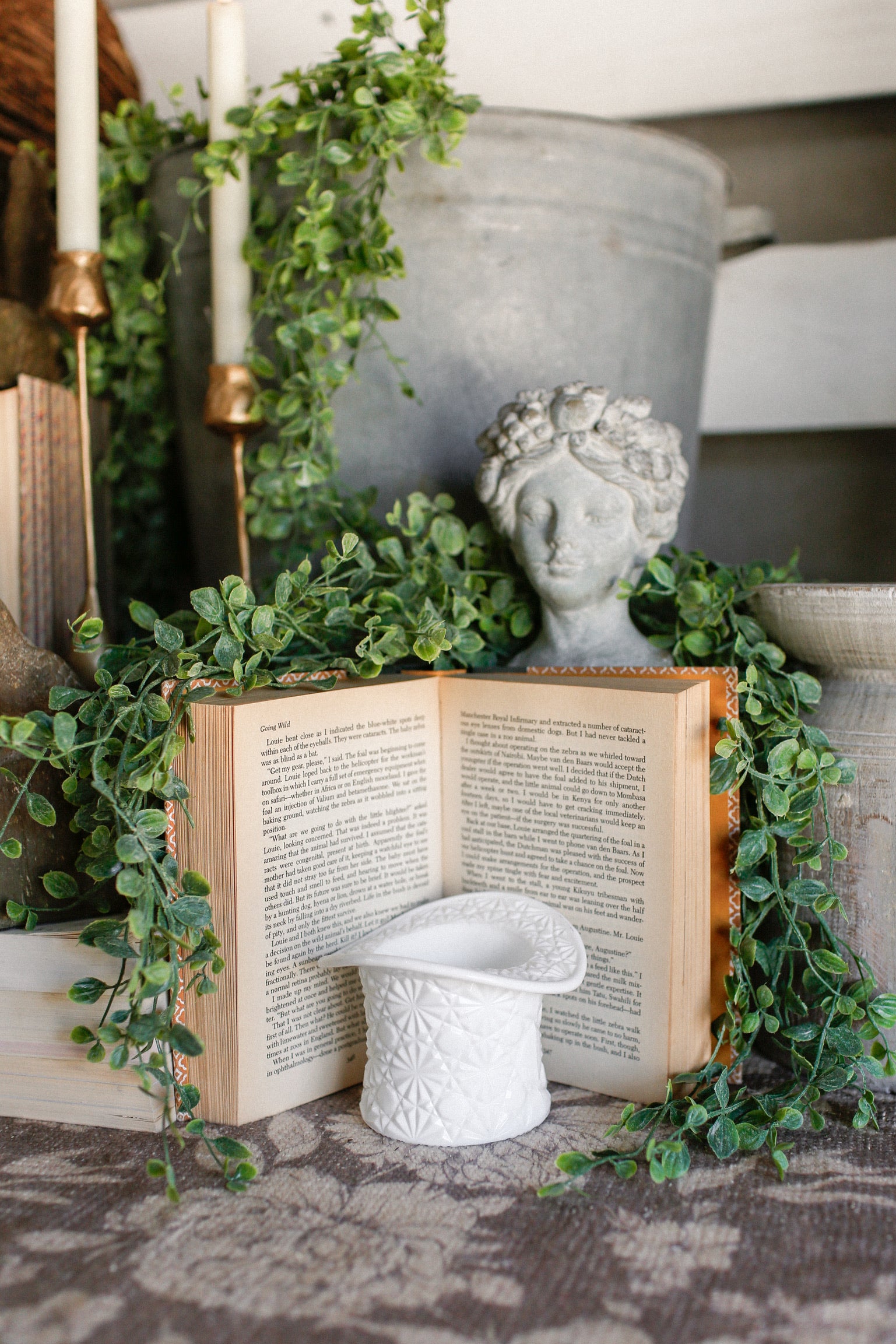 Vintage Milk Glass Top Hat