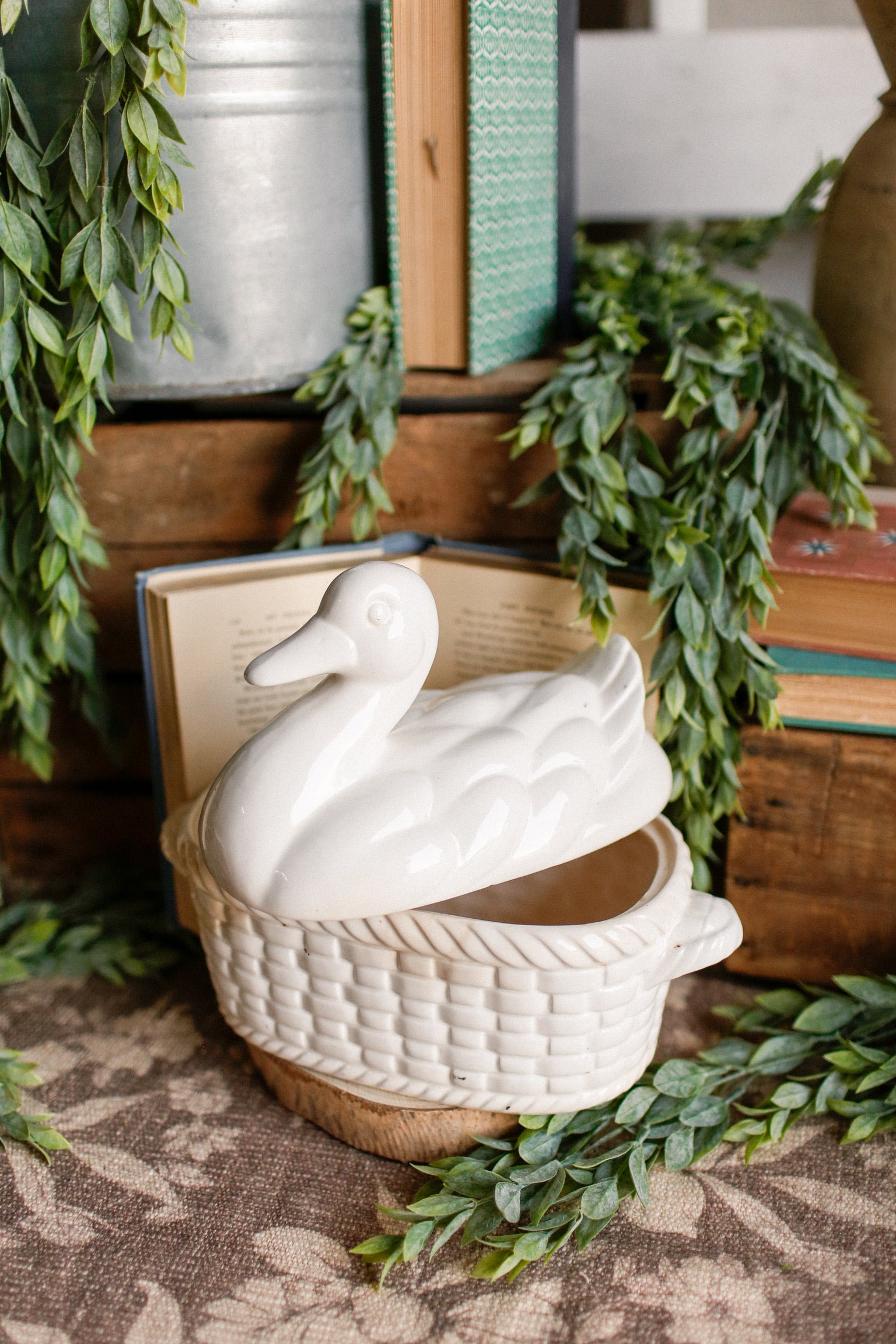 Vintage Duck Casserole Dish