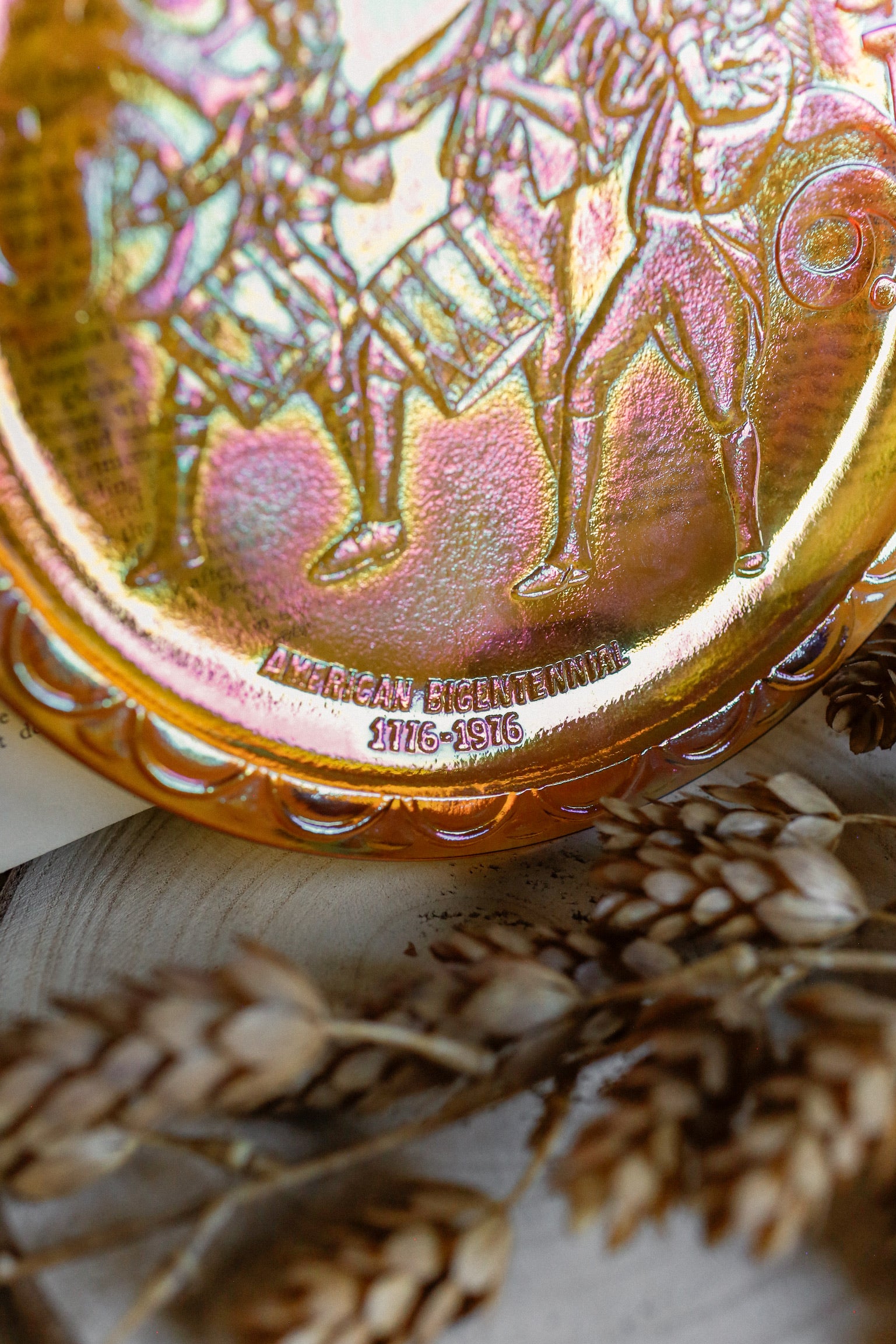Vintage Carnival Glass Commemorative Place (Spirit of 1776)