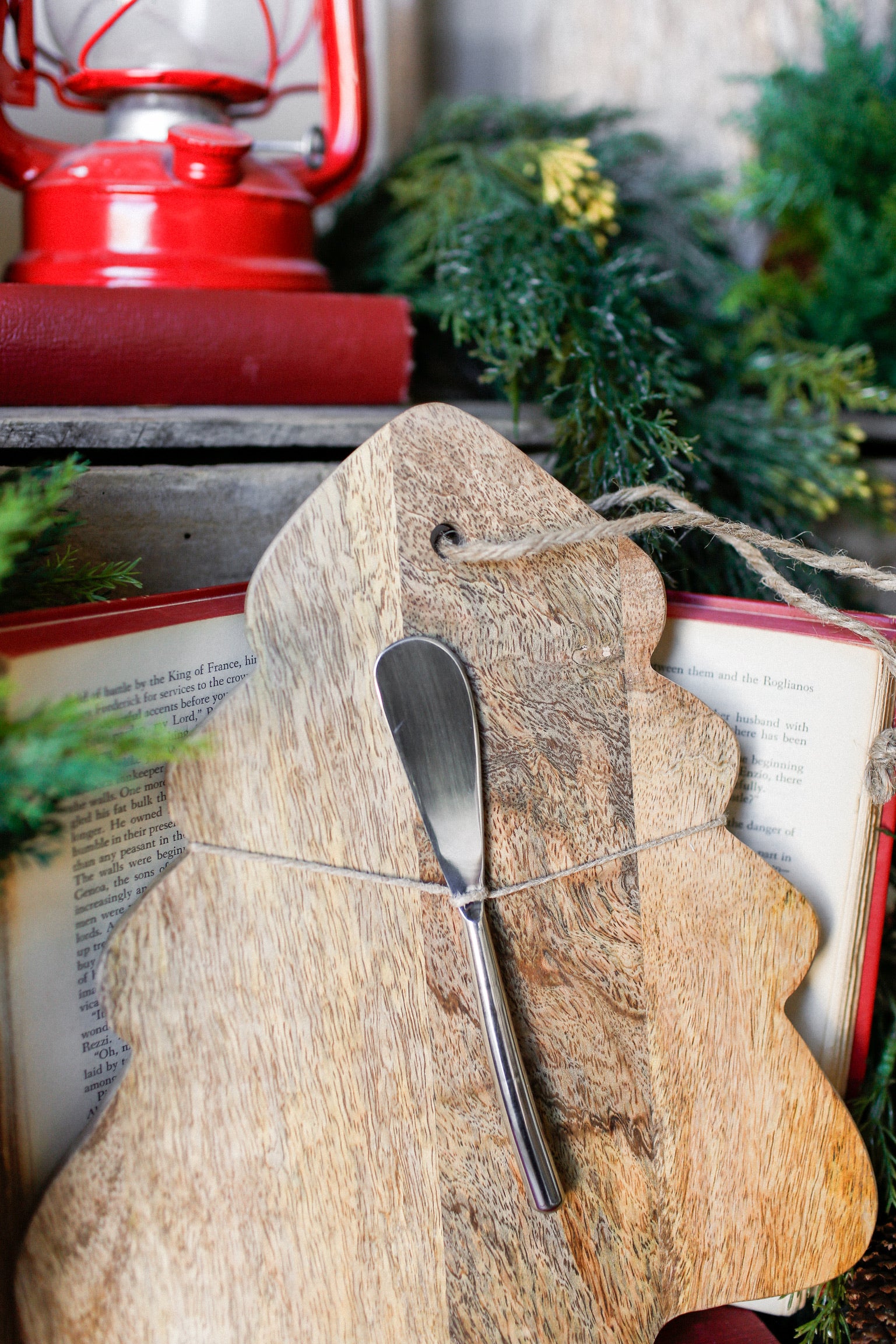 Holiday Board and Knife Set