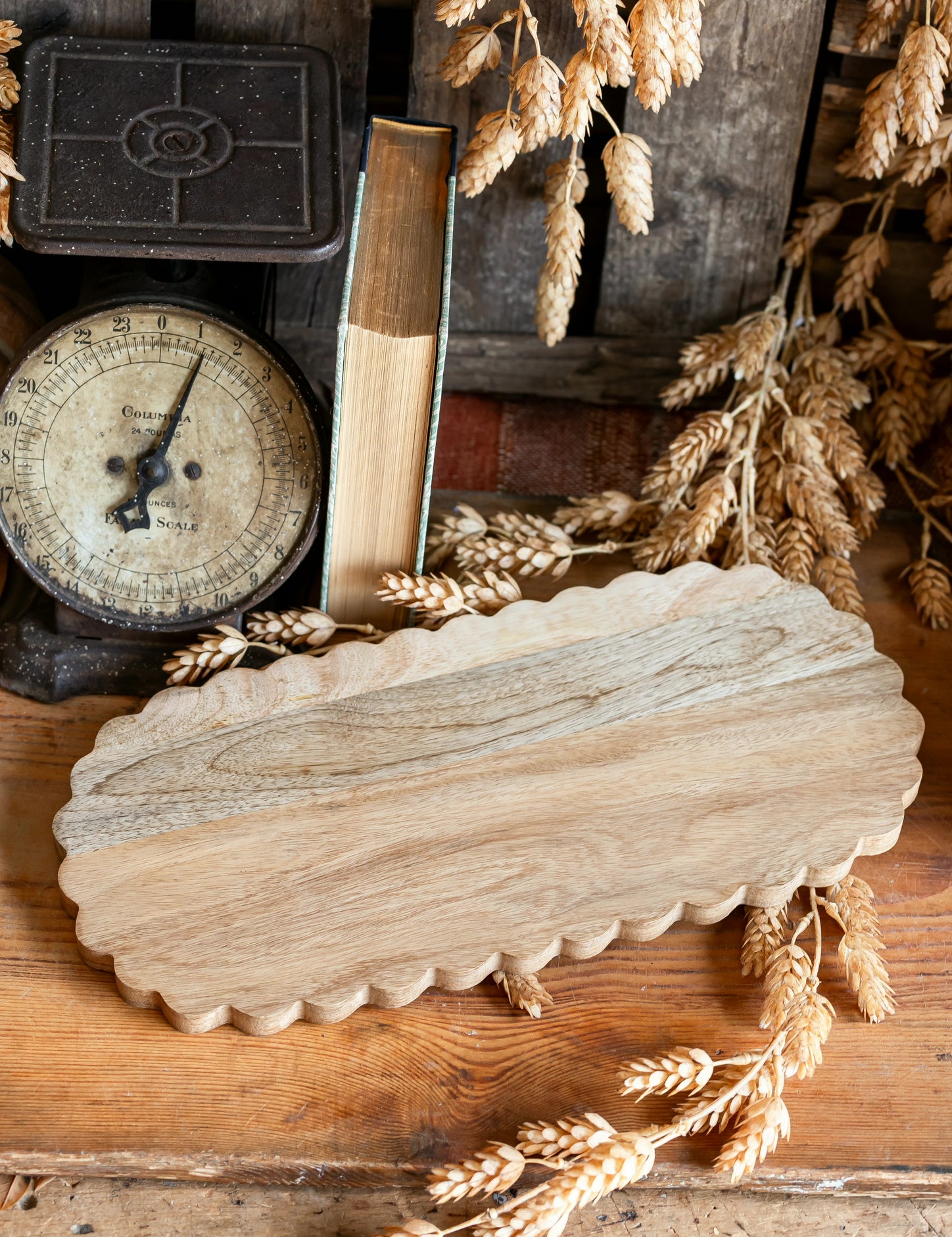 Oval Mango Wood Scalloped Serving Board Creative Co-Op