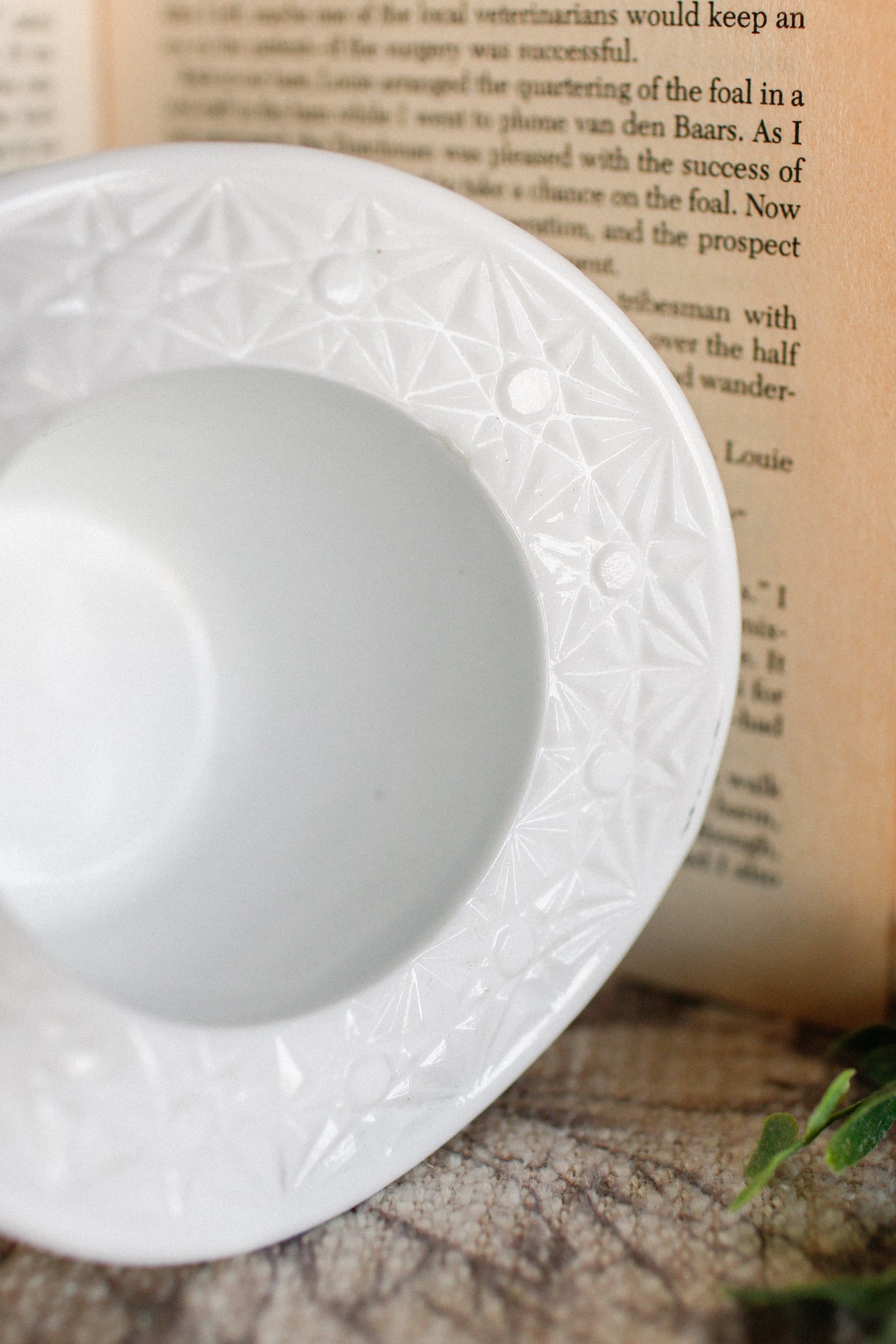 Vintage Milk Glass Top Hat