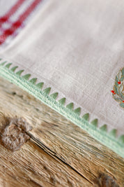 Embroidered Wreath Napkins