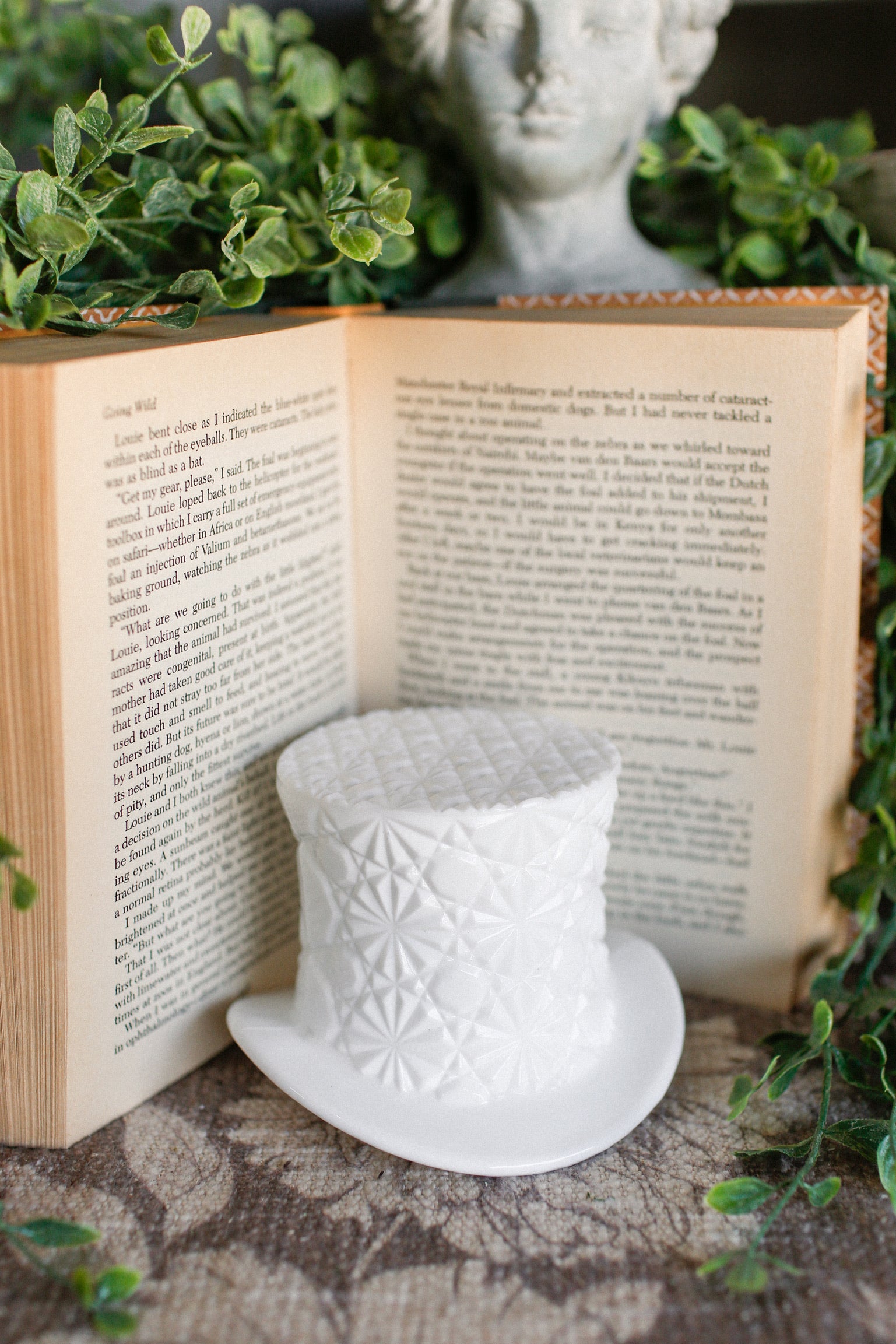 Vintage Milk Glass Top Hat