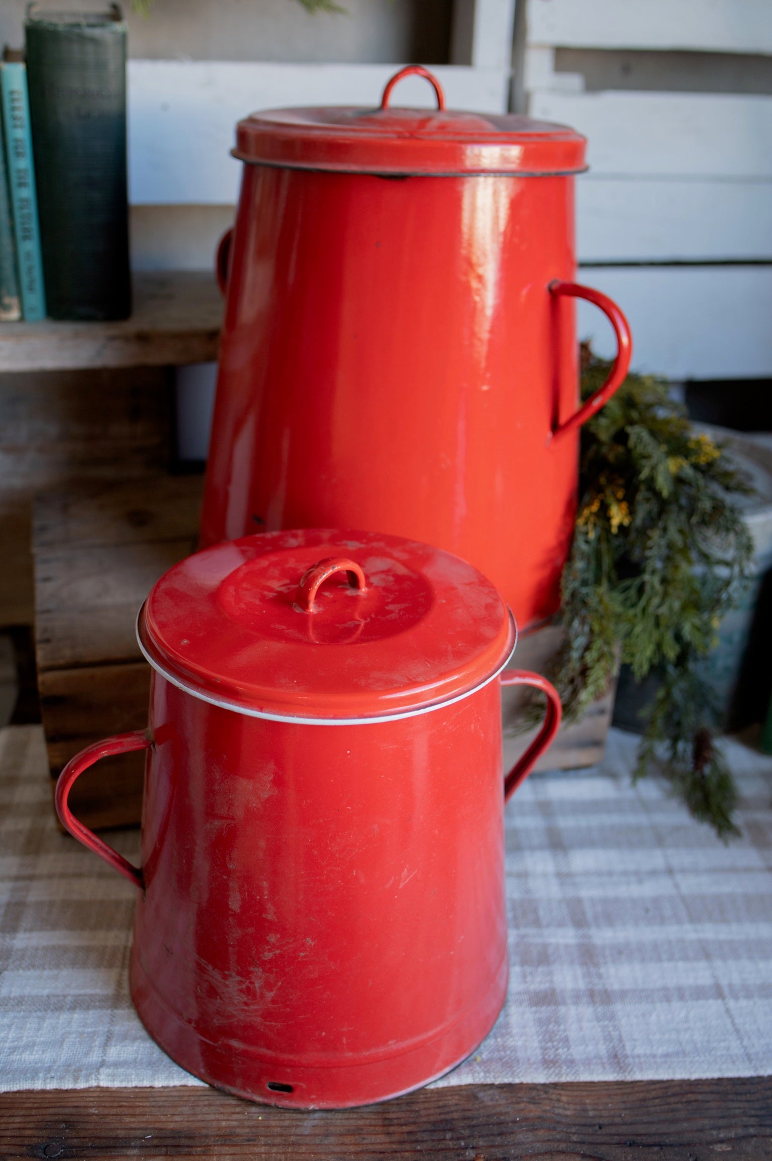 Hungarian Lard Bucket