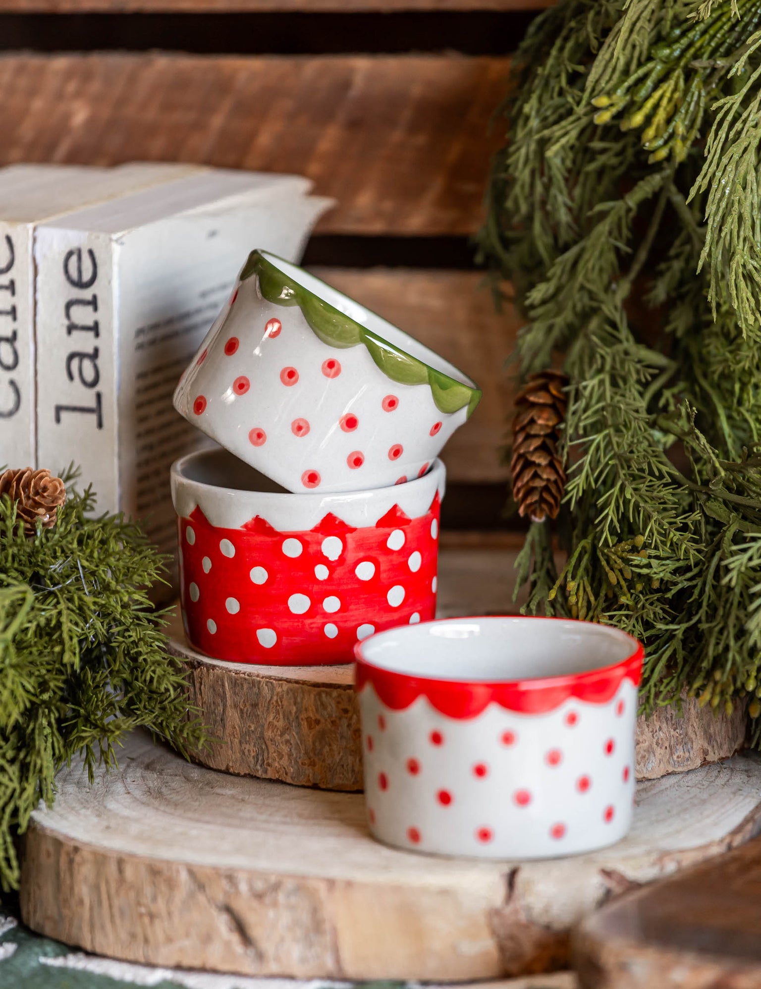 Stoneware Holiday Dotted Dish Creative Co-Op