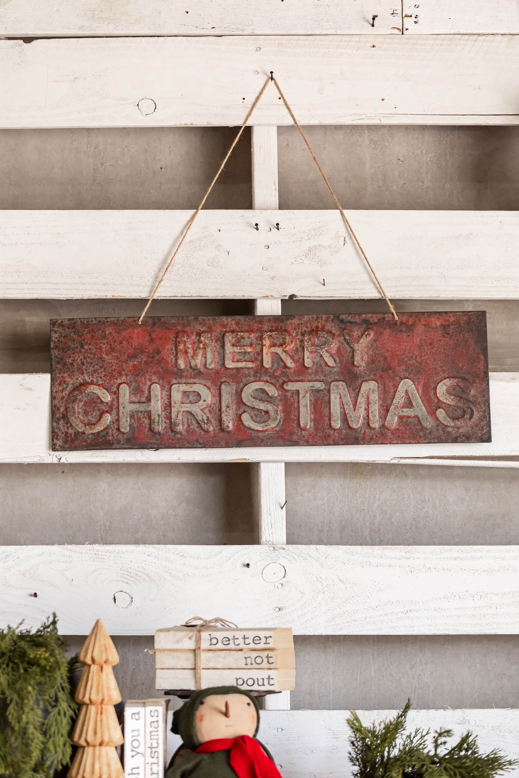 Weathered Merry Christmas Sign Ragon House